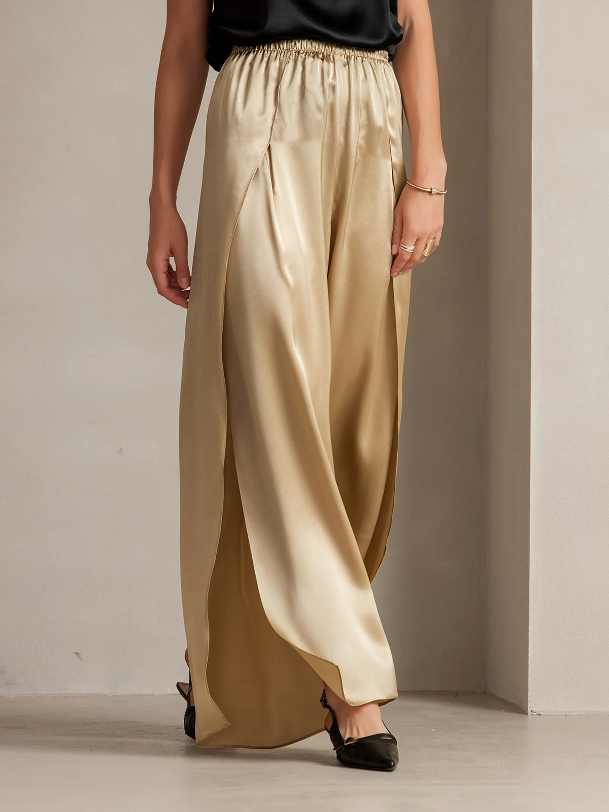 19Momme Silk Fashionable High-Slit Pants - Image 10