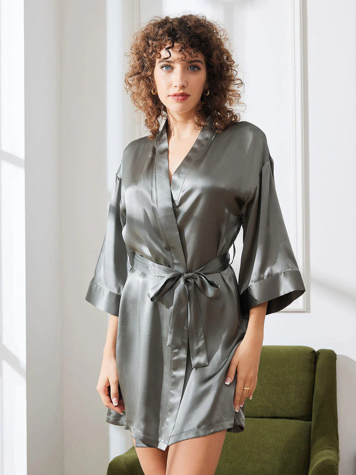 Pure Silk Short Women's Kimono Dressing Gown with Wrap Design - Image 31