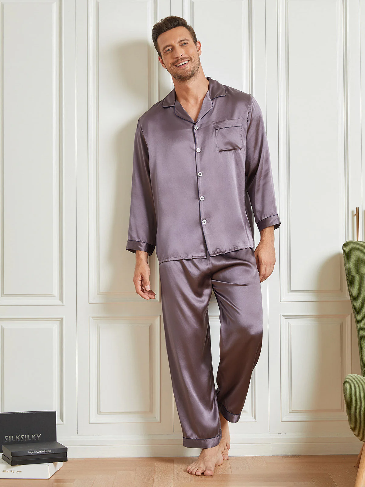 Pure Silk Long Sleeve Notch Collar Men's Pyjamas Set with Button Up Design - Image 24