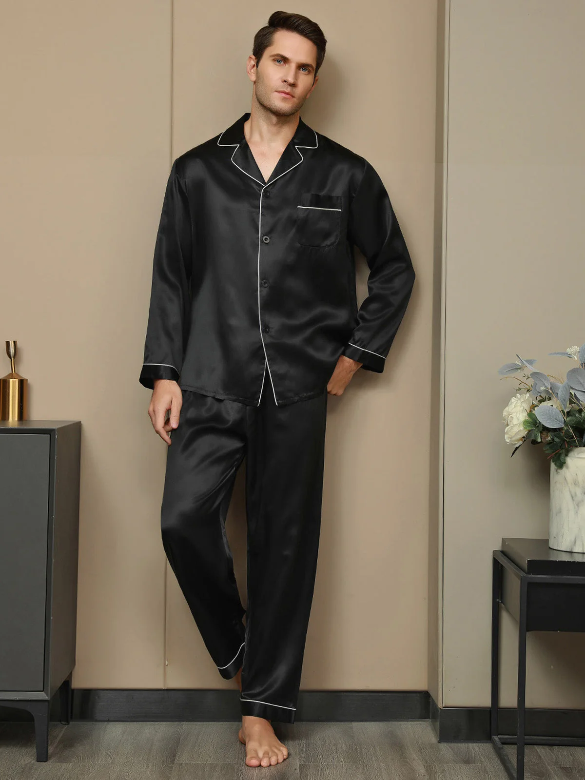Pure Silk Long Sleeve Notch Collar Men's Pyjamas Set with Button Up Design - Image 4