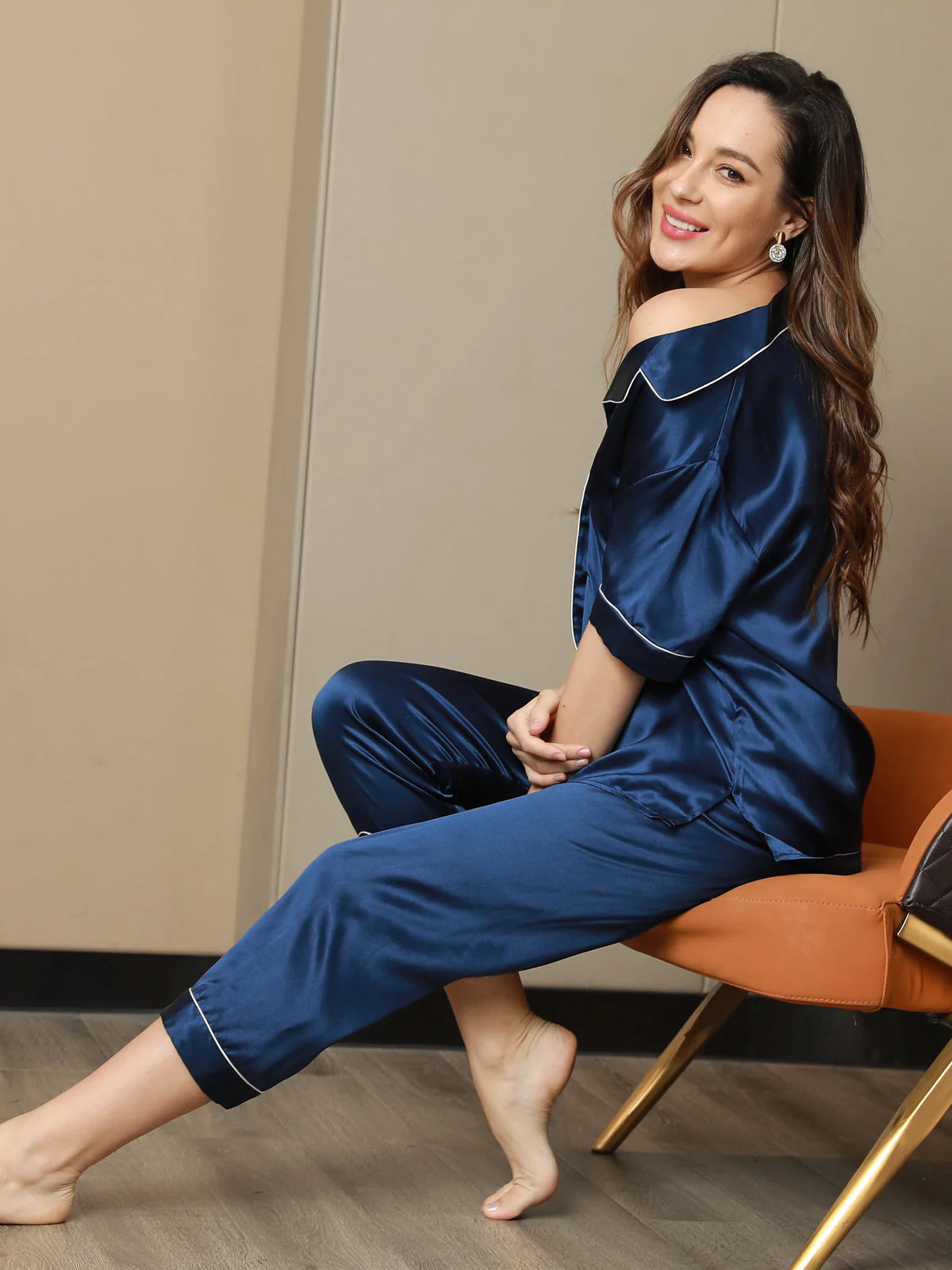 Women's Pure Silk Short Sleeve Pyjamas Set - Image 13