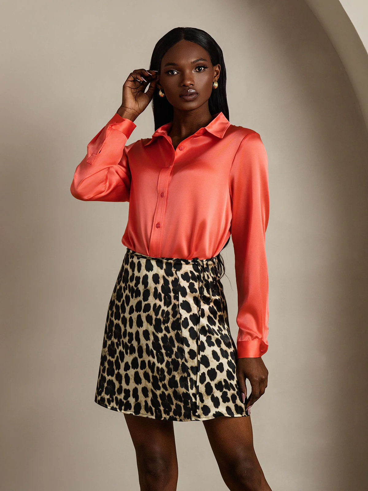 Pure Silk A Line Wrap Mini Leopard Print Skirt with Tie Waist Design - Image 8