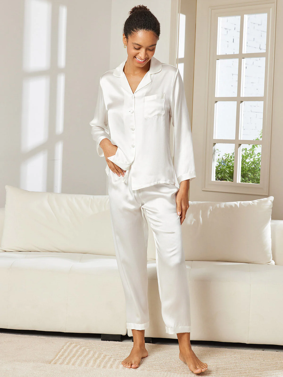 Women's Pure Silk Long Sleeve Pyjamas Set - Image 28