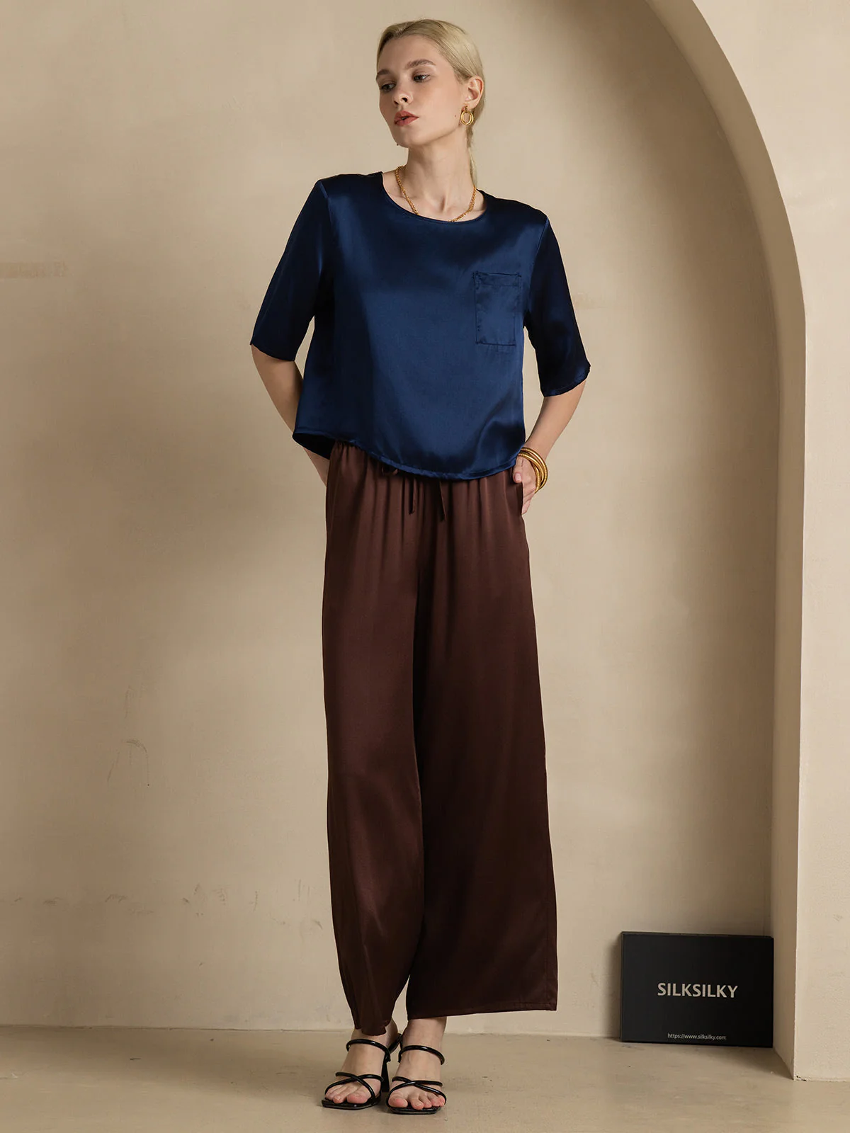 Pure Silk Half Sleeve U Neck Women's T-Shirt - Image 28
