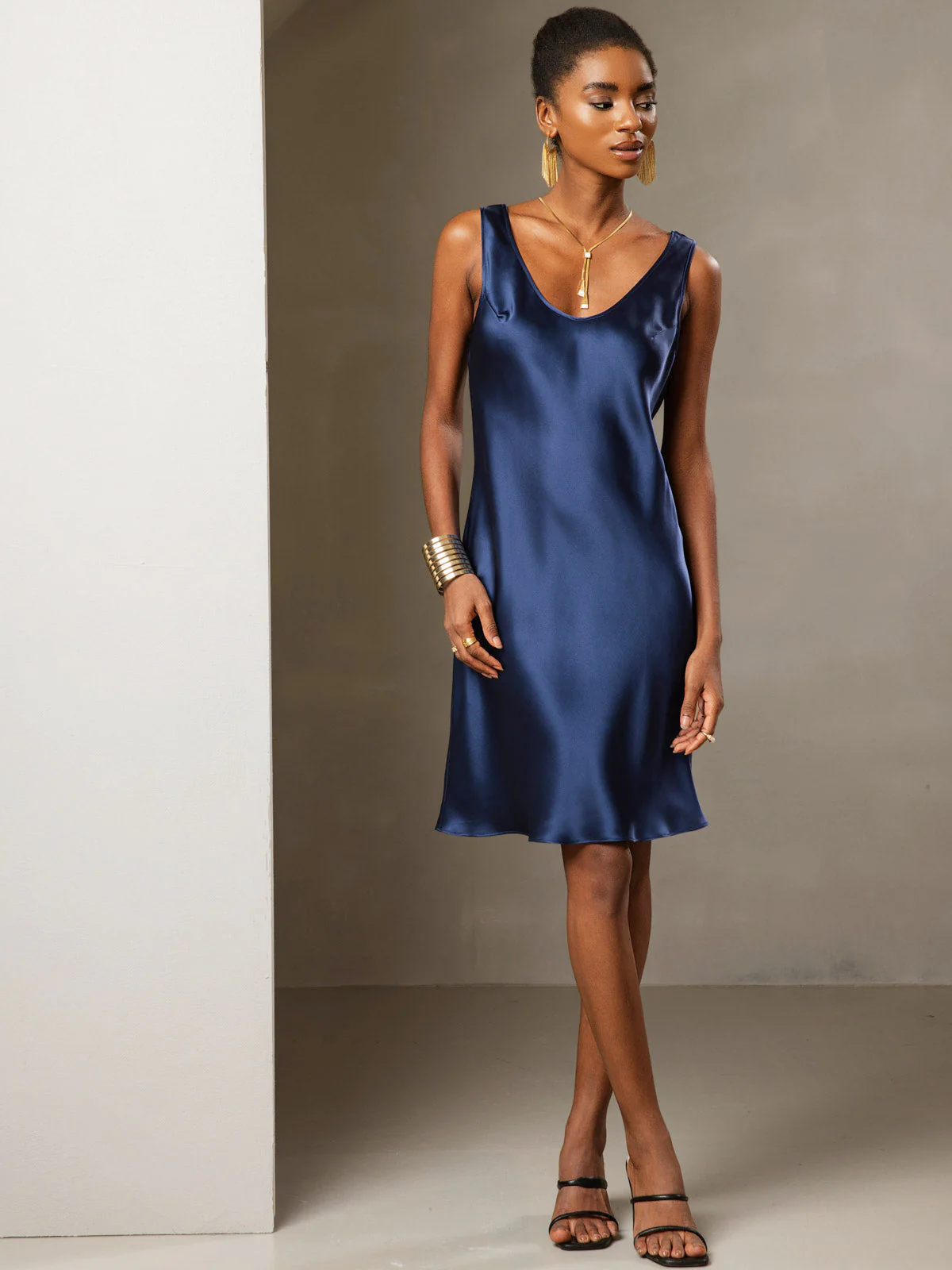 Pure Silk Sleeveless U Neck Short Dress - Image 28