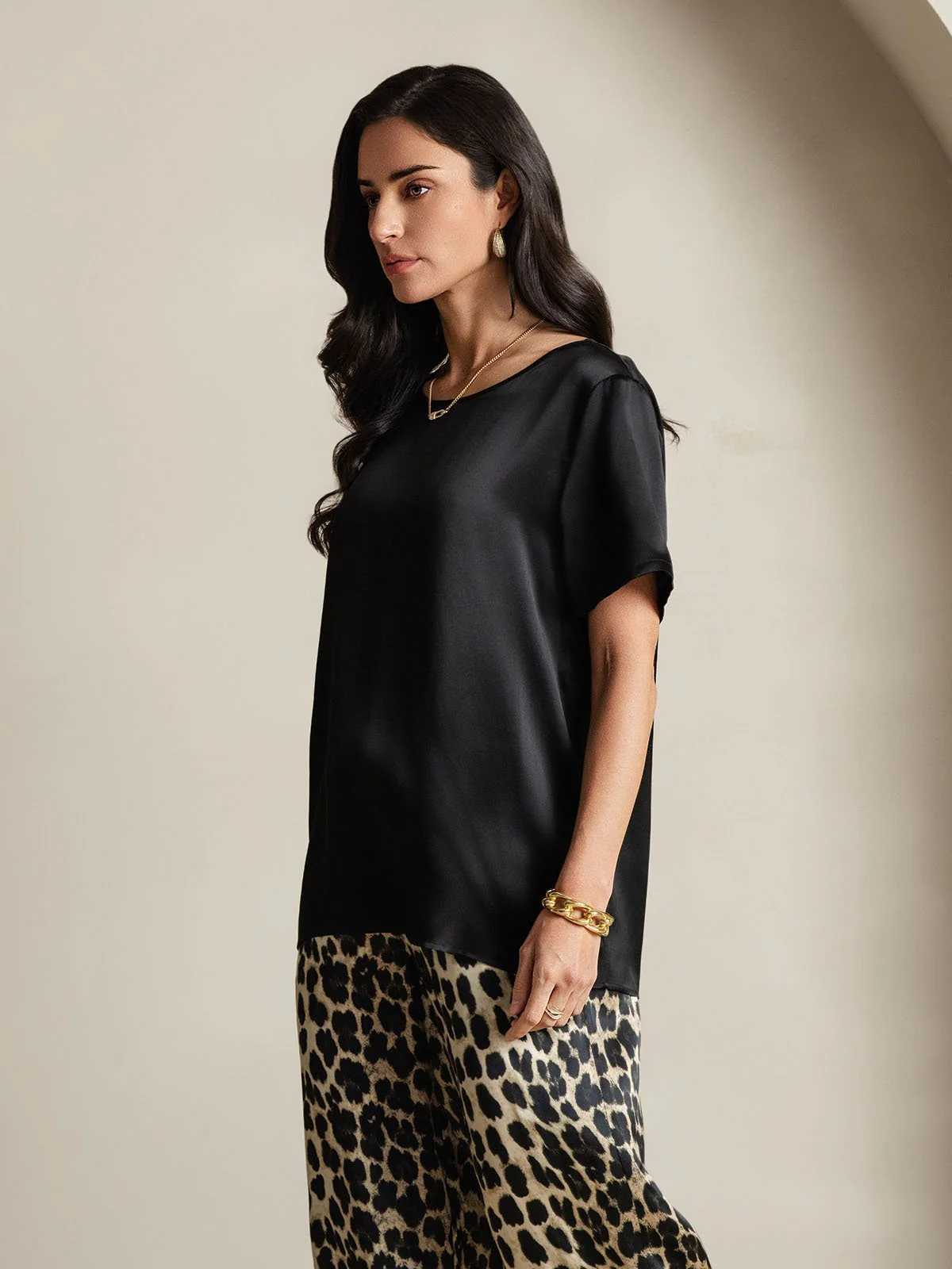Women's Pure Silk Short Sleeve Round Neck Solid Top & Leopard Print Pants Pyjamas Set - Image 4