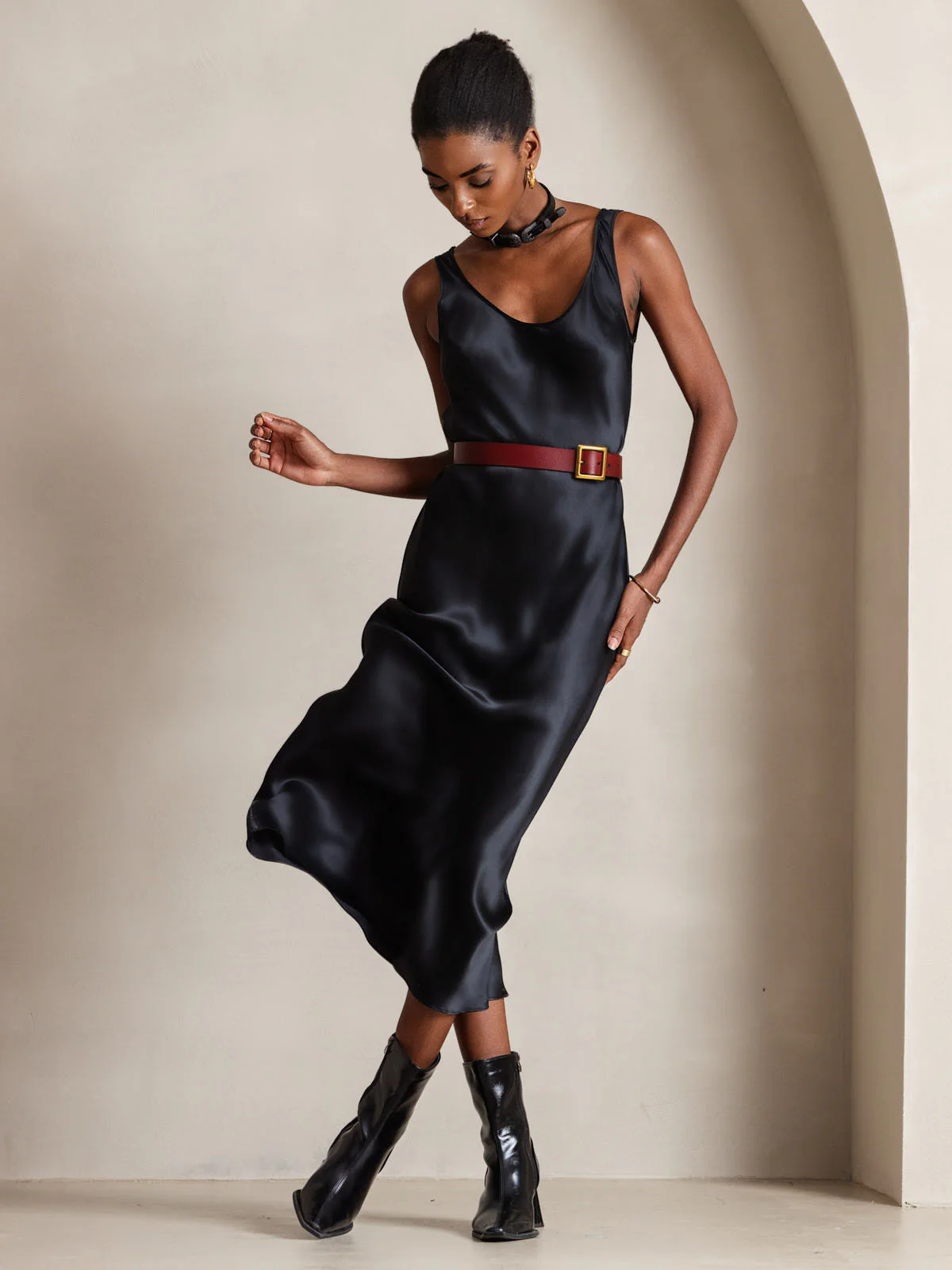 Pure Silk Sleeveless U Neck Midi Dress - Image 5