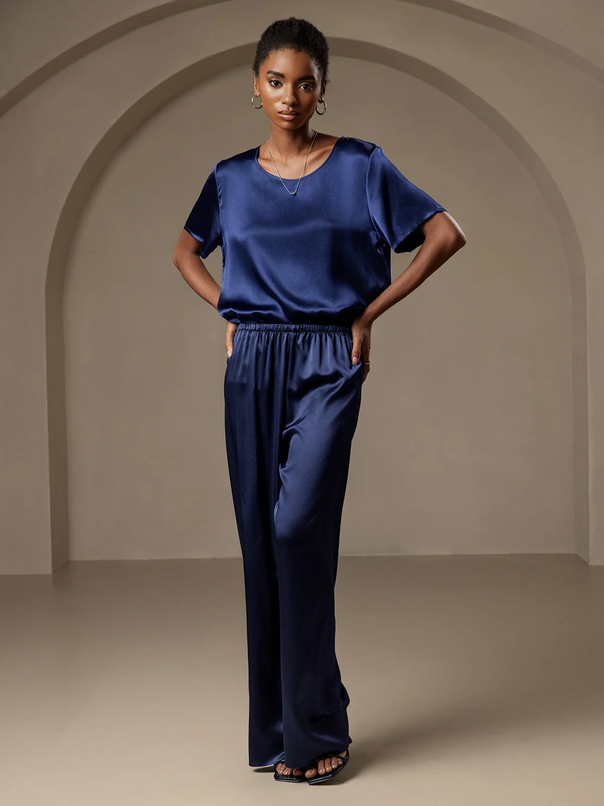 Pure Silk Wide Leg Women's Pants with Elastic Waist Design - Image 30