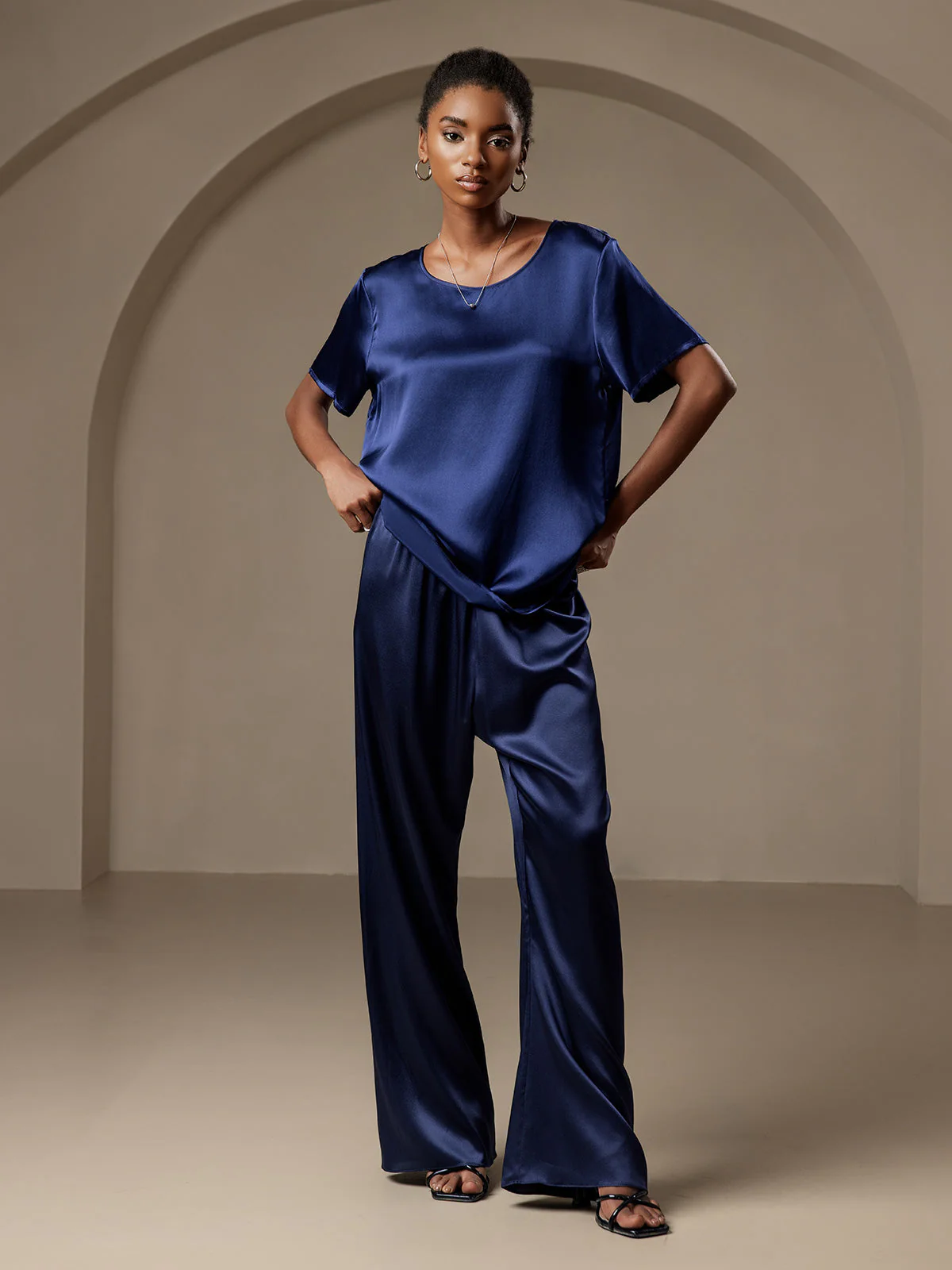 Pure Silk Wide Leg Women's Pants with Elastic Waist Design - Image 31