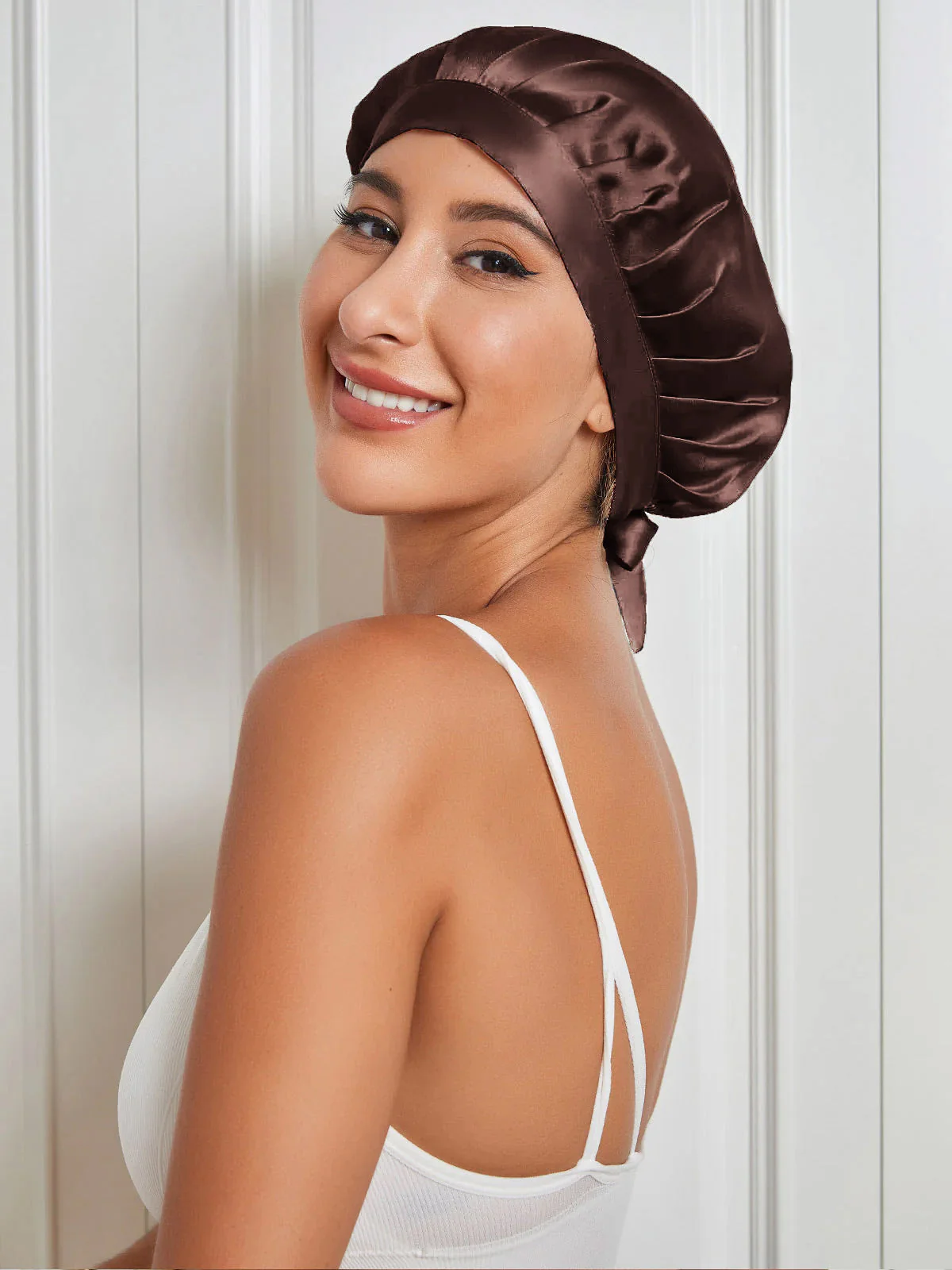 Pure Silk Classic Bonnet with Ribbons - Image 18