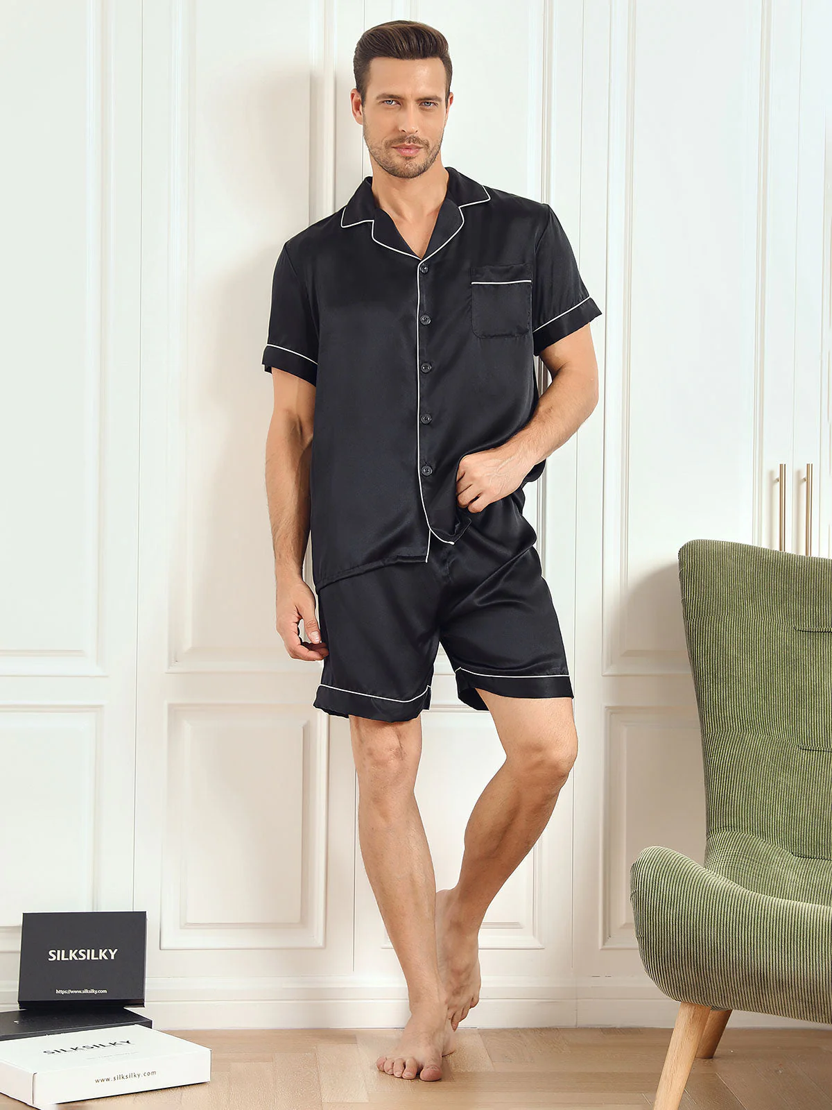 Pure Silk Short Sleeve Notch Collar Men's Pyjamas Set with Shorts - Image 10