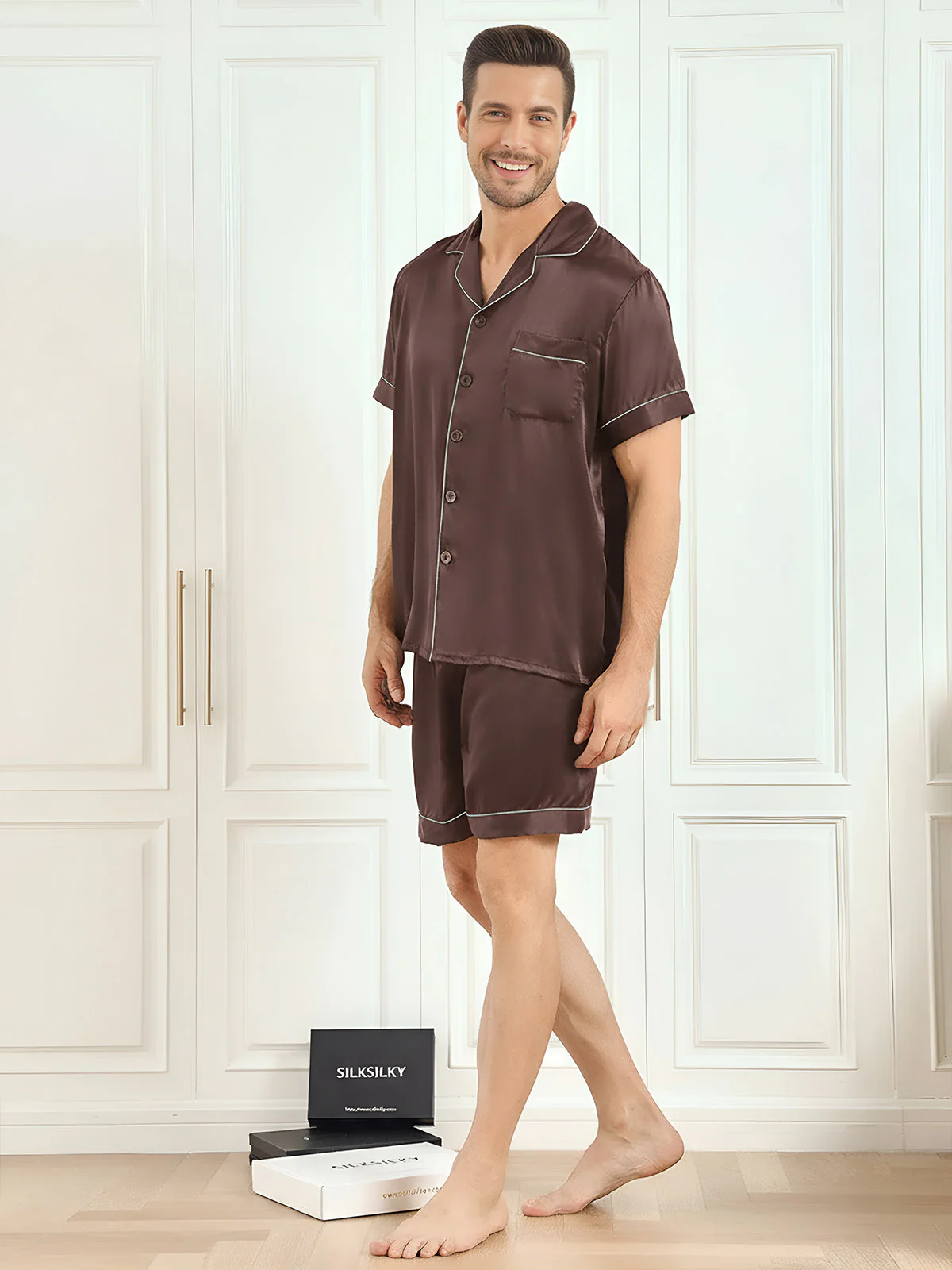 Pure Silk Short Sleeve Notch Collar Men's Pyjamas Set with Shorts - Image 23