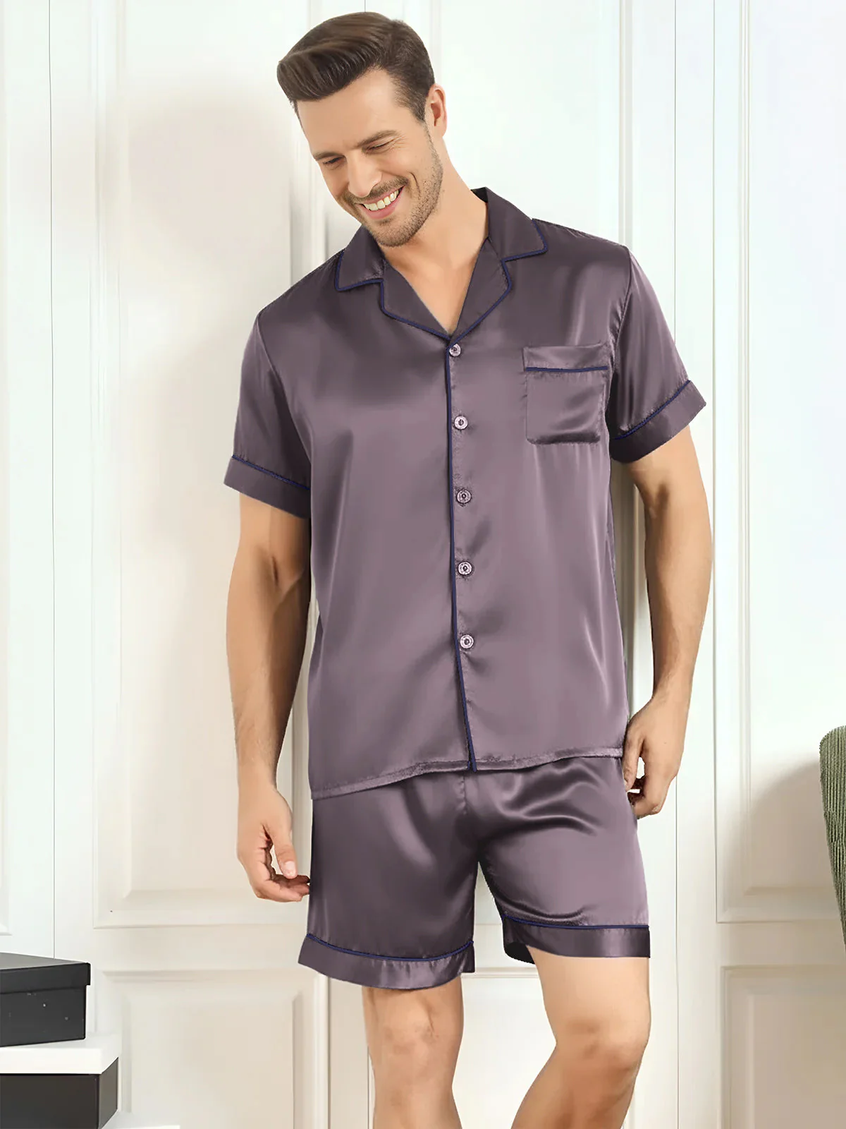Pure Silk Short Sleeve Notch Collar Men's Pyjamas Set with Shorts - Image 24