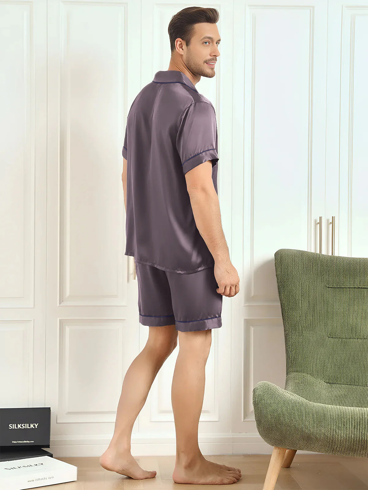 Pure Silk Short Sleeve Notch Collar Men's Pyjamas Set with Shorts - Image 25