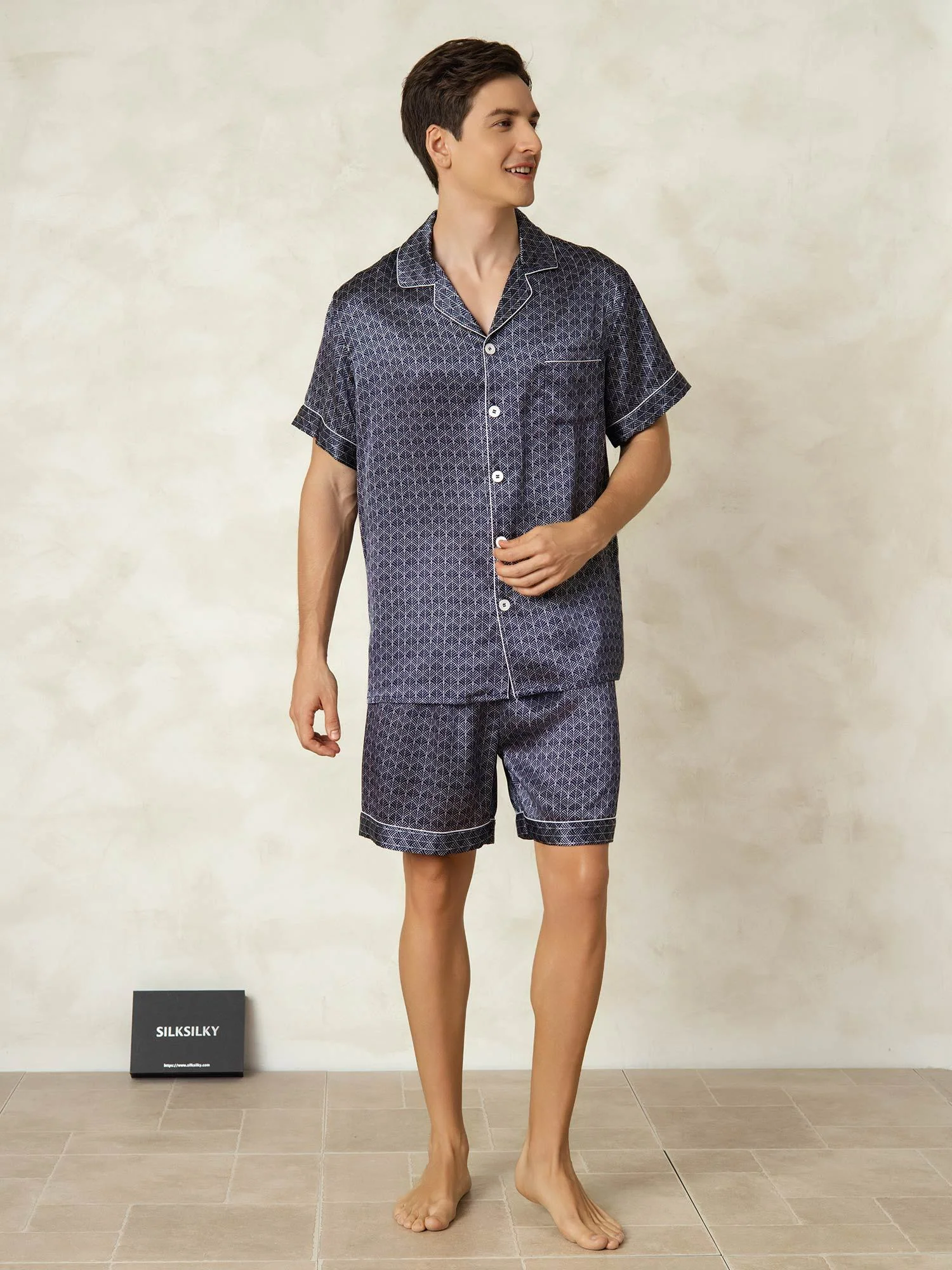 Men's Pure Silk Navy Ginkgo Print Short Sleeve Notch Collar Pajamas Set - Image 6