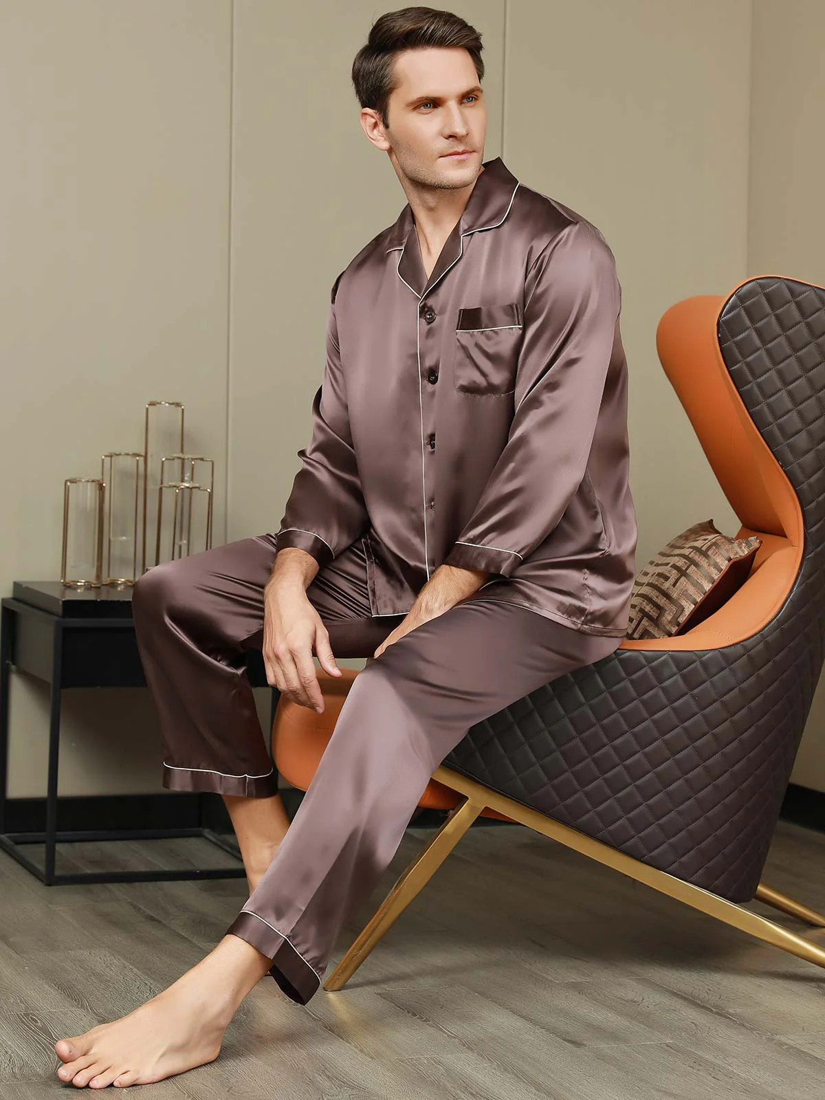 Pure Silk Long Sleeve Men's Pyjamas Set - Image 15
