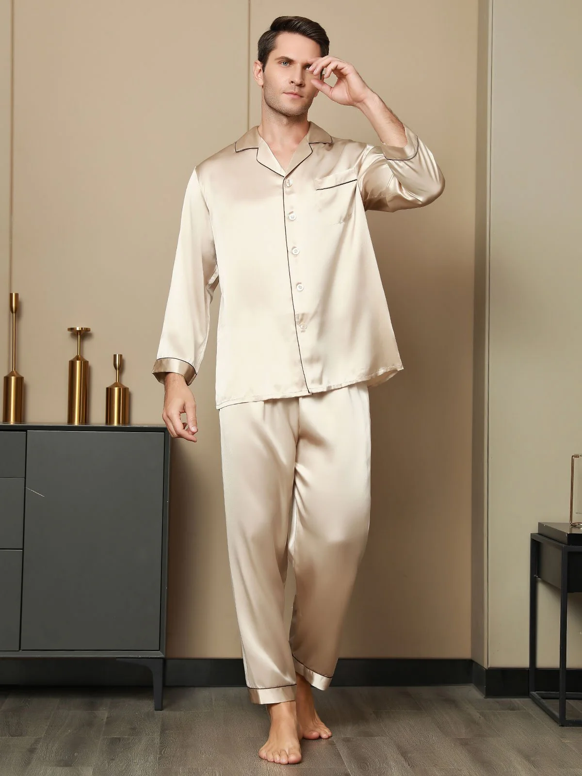 Pure Silk Long Sleeve Men's Pyjamas Set - Image 30