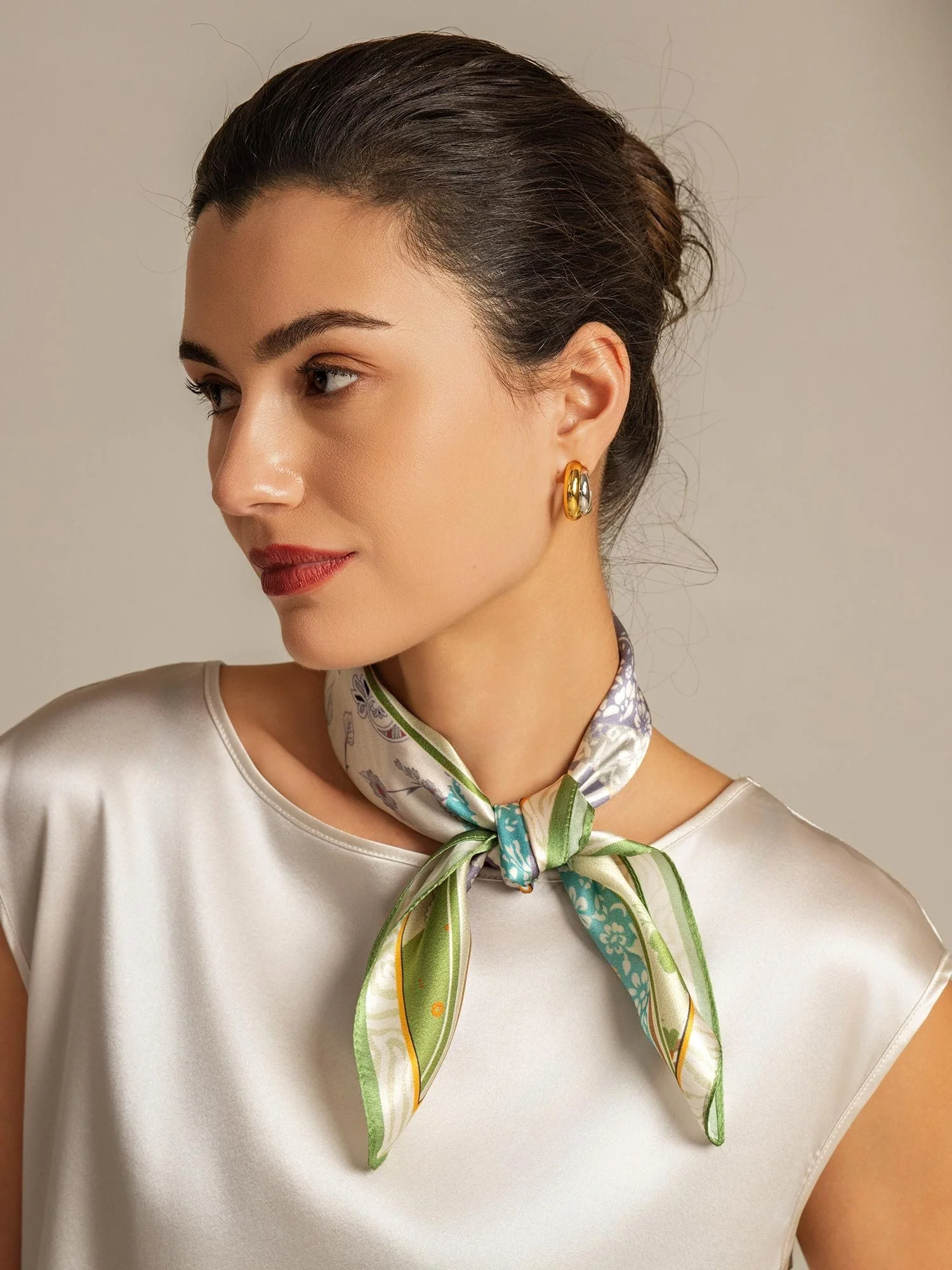 Pure Silk Pattern Stitching Square Scarf - Size 53x53cm - Image 2