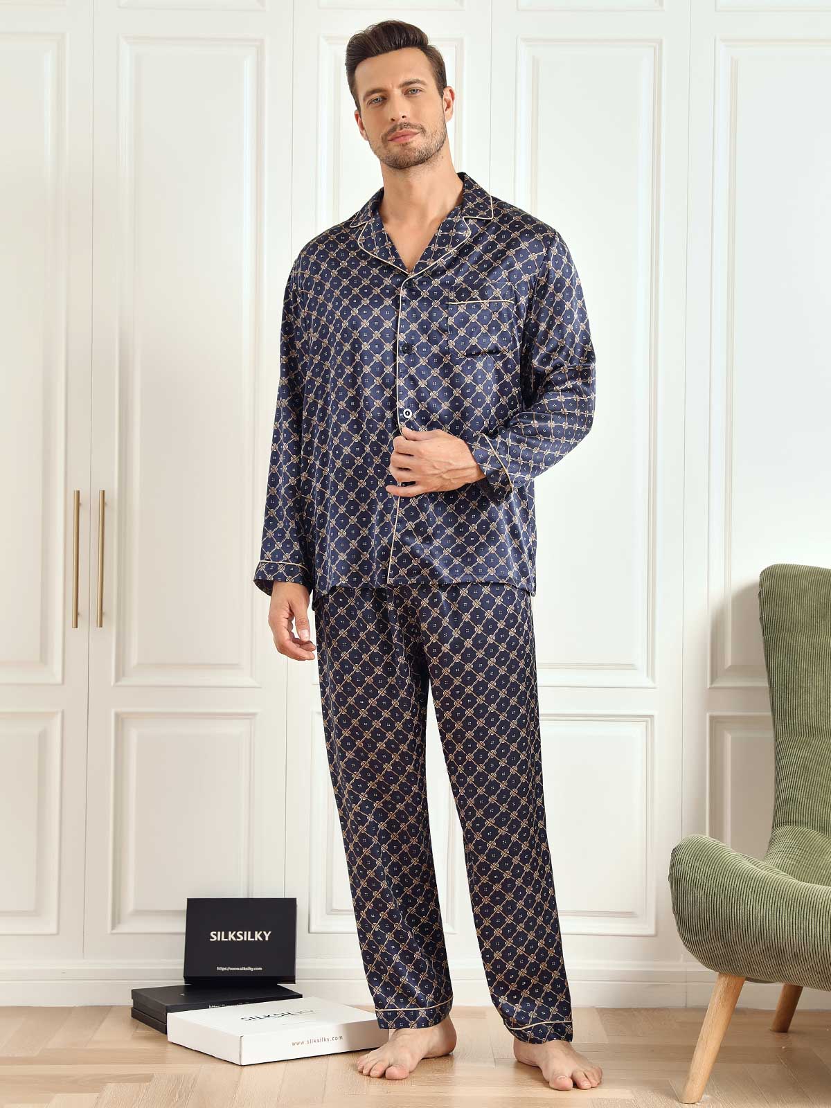 Pure Silk Navy Chain Print Long Sleeve Men's Pajamas Set With Pants - Image 10
