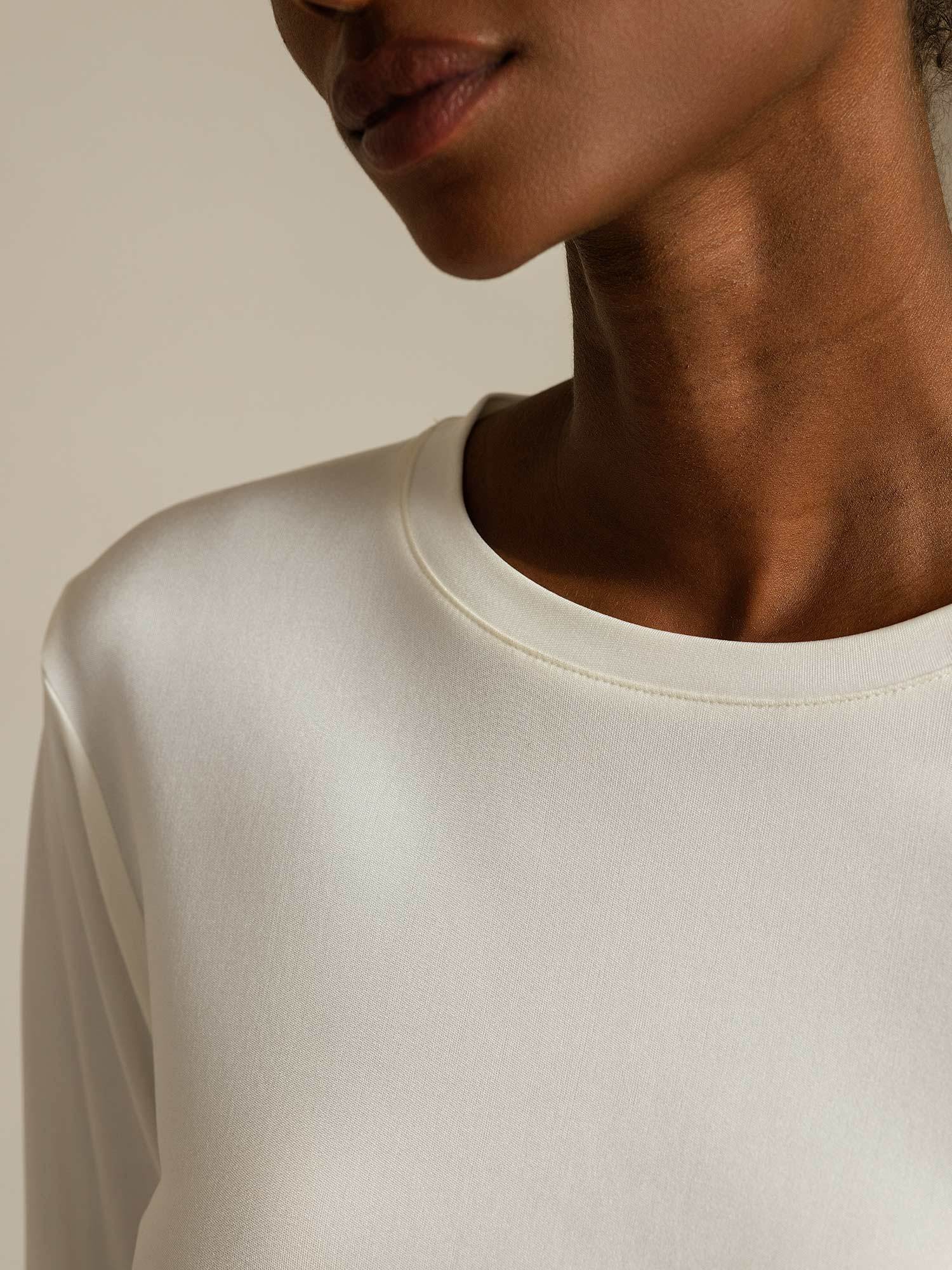 Women's Pure Silk Long Sleeve Round Neck Top - Image 21