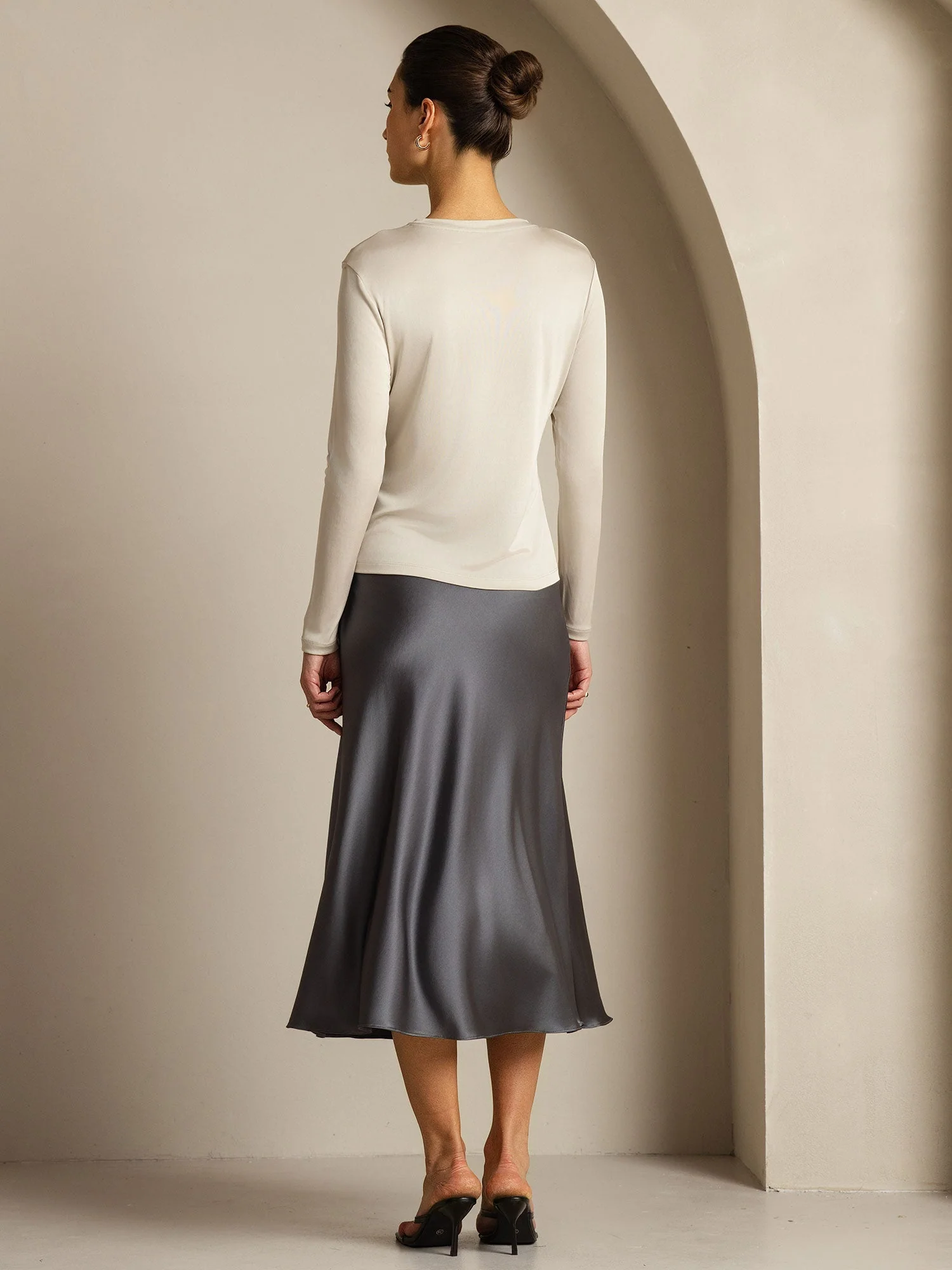 Women's Pure Silk Long Sleeve Round Neck Top - Image 46