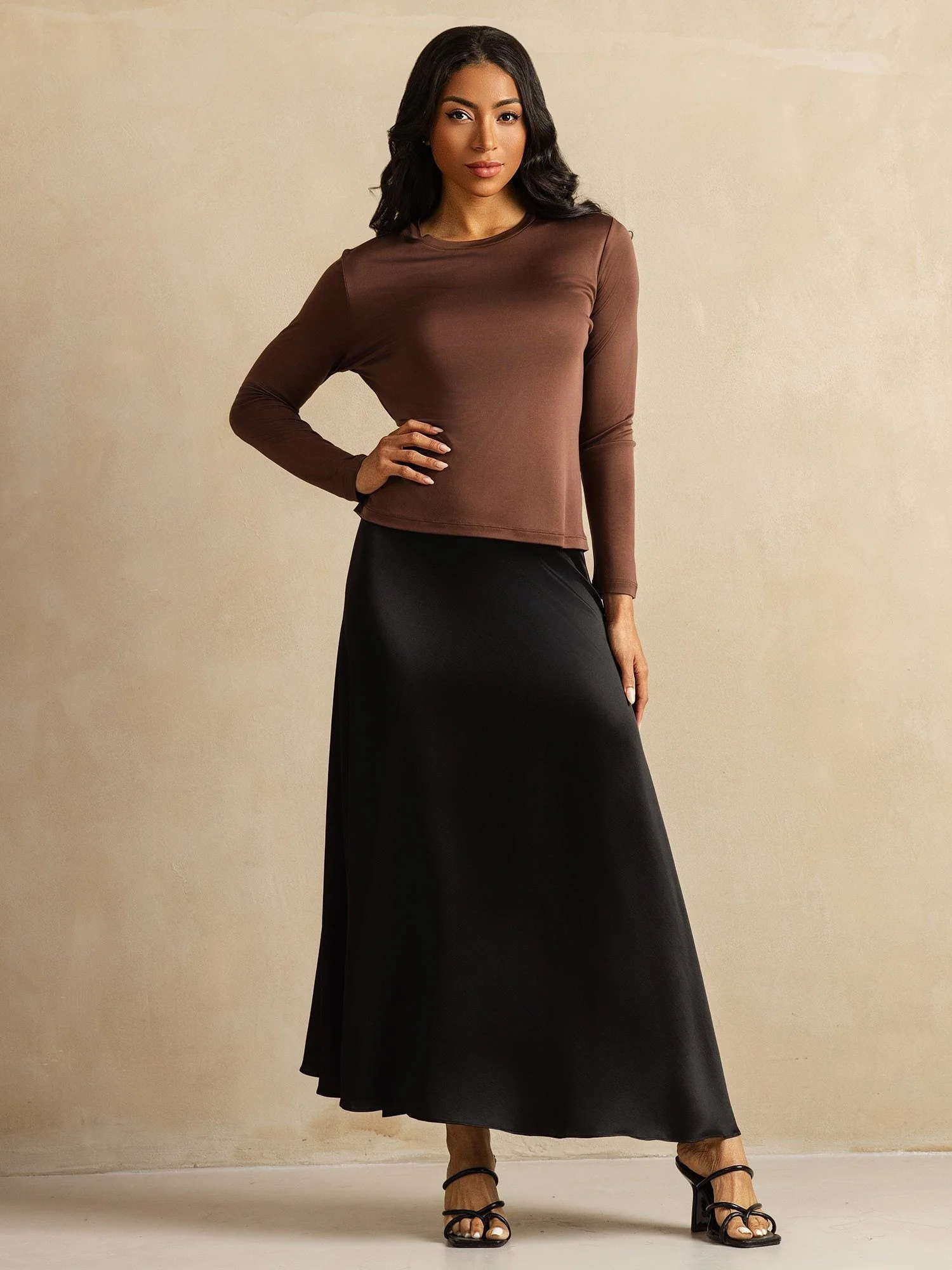 Women's Pure Silk Long Sleeve Round Neck Top - Image 8