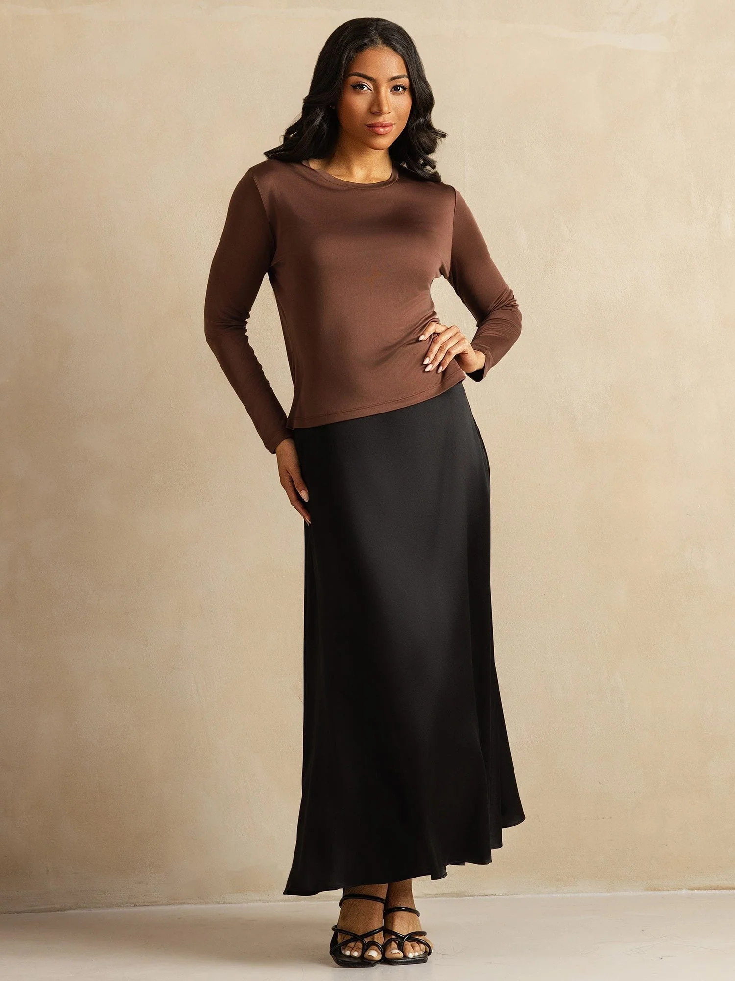 Women's Pure Silk Long Sleeve Round Neck Top - Image 9