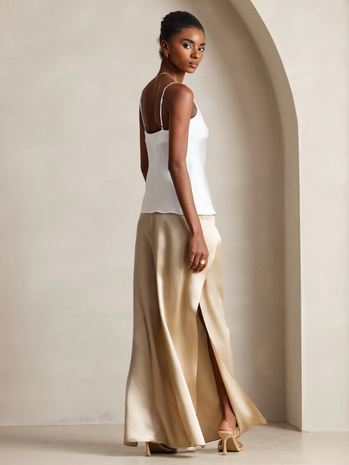 Pure Silk Spaghetti Strap V Neck Camisoles - Image 4