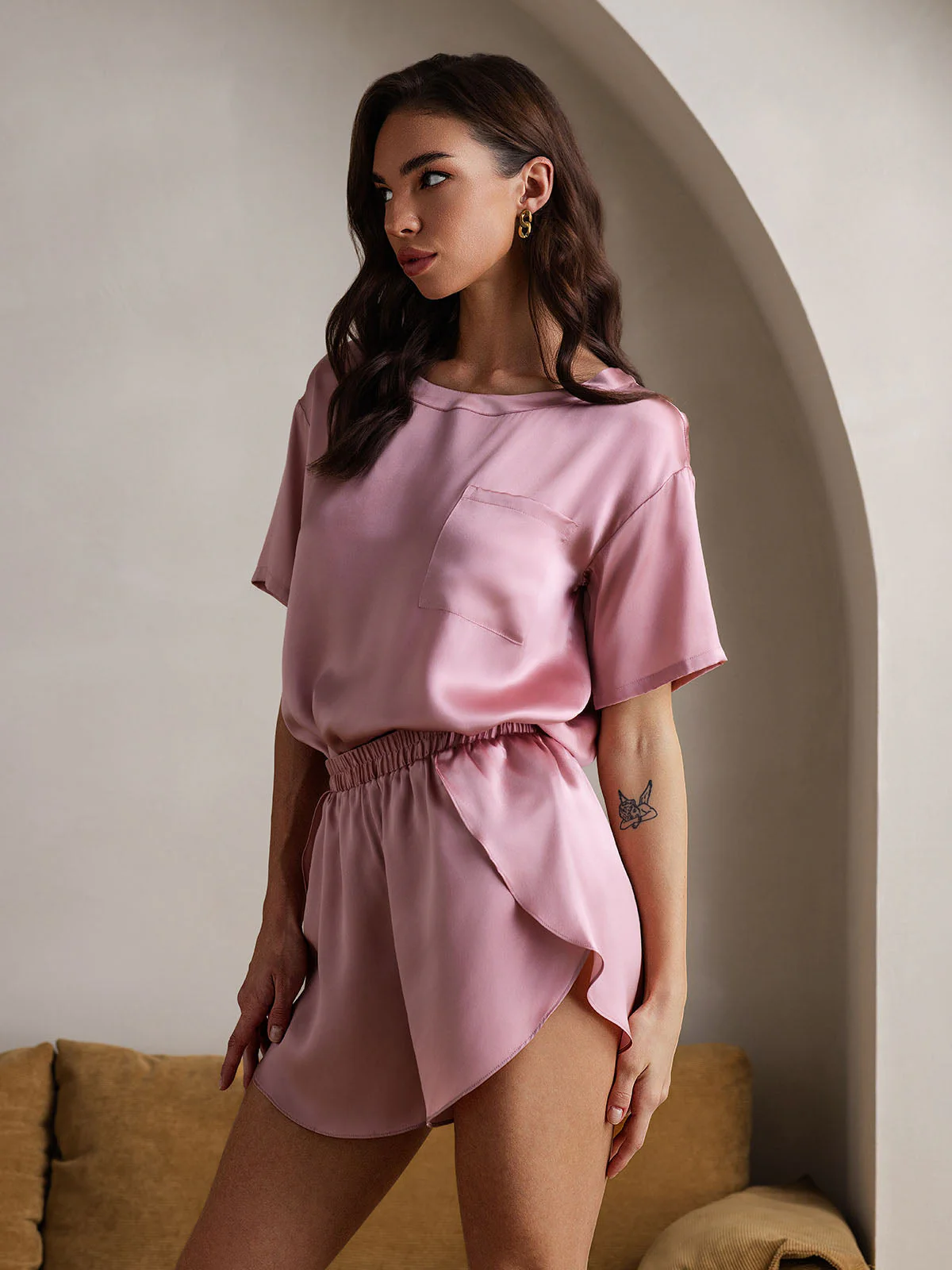 Pure Silk Short Sleeve Round Neck Women's Pyjamas Set - Image 19
