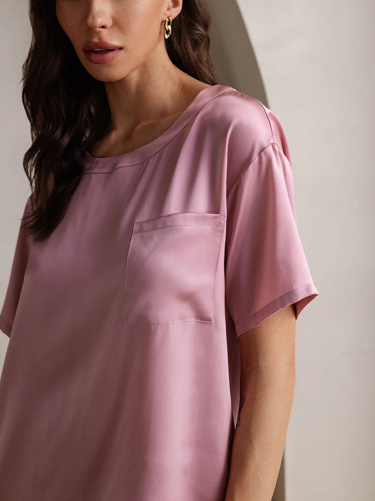 Pure Silk Short Sleeve Round Neck Women's Pyjamas Set - Image 23