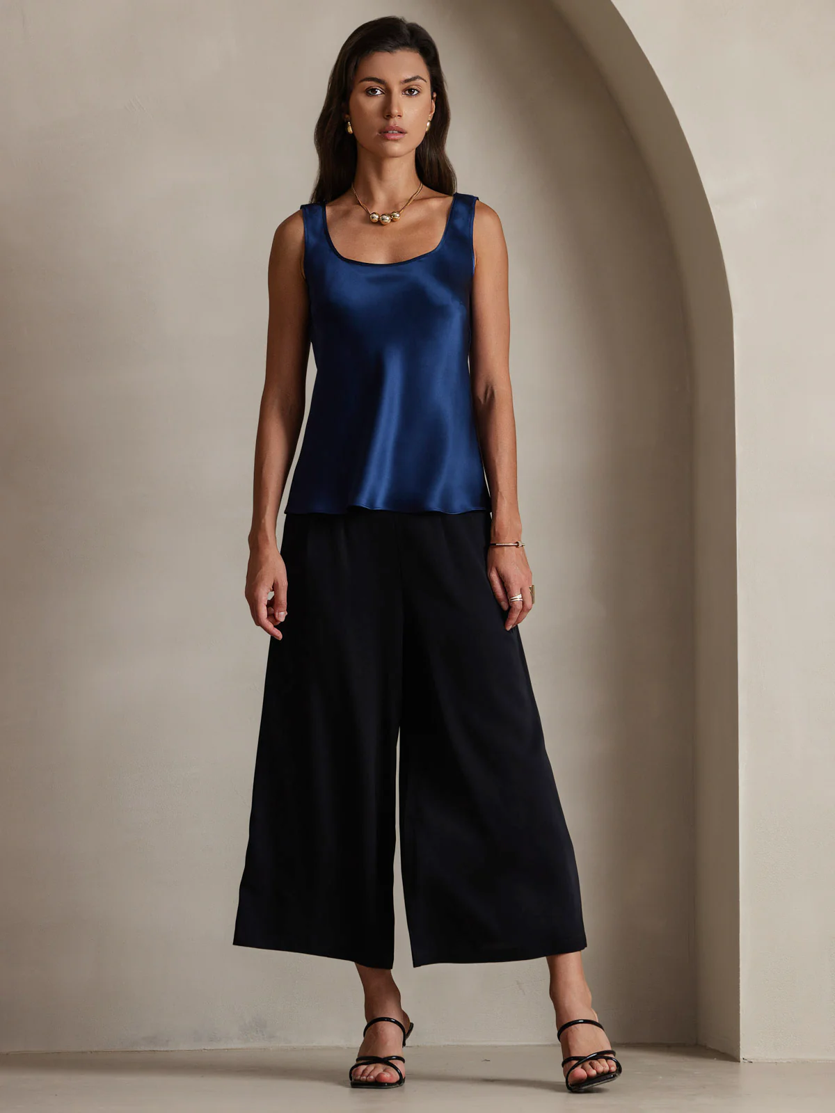 Women's Pure Silk Sleeveless U Neck Tank Top - Image 21