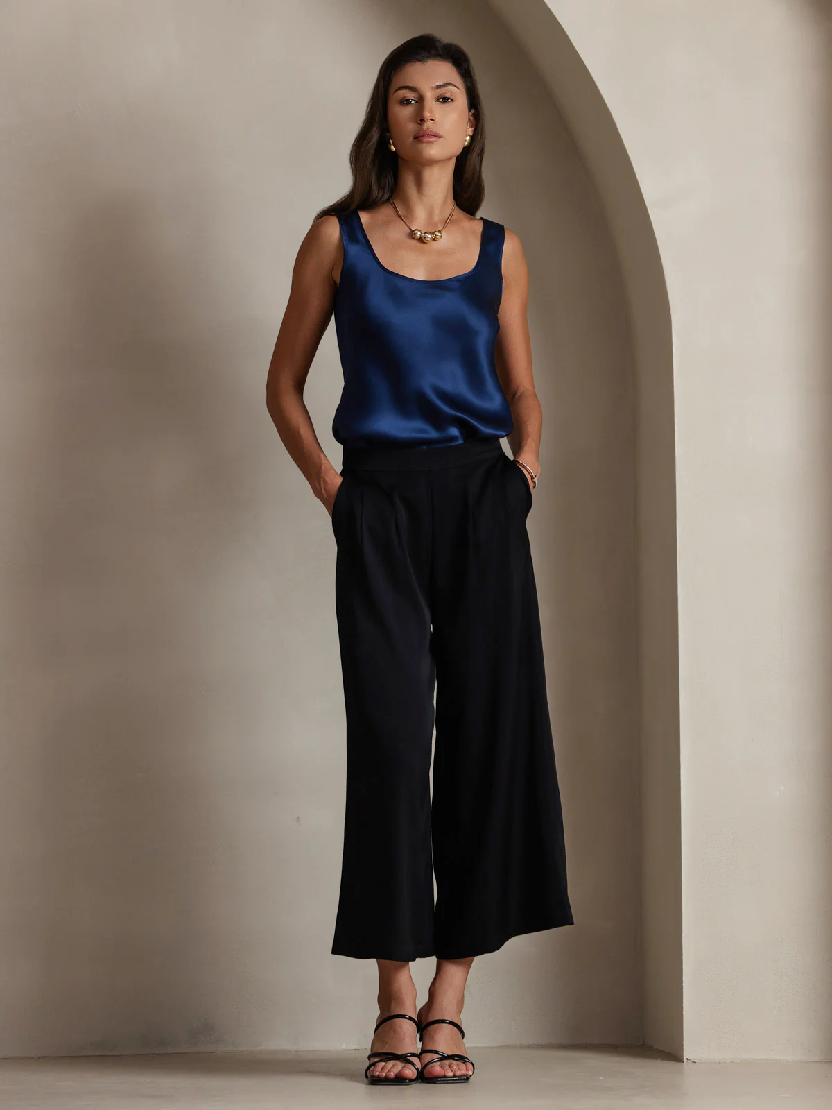 Women's Pure Silk Sleeveless U Neck Tank Top - Image 26