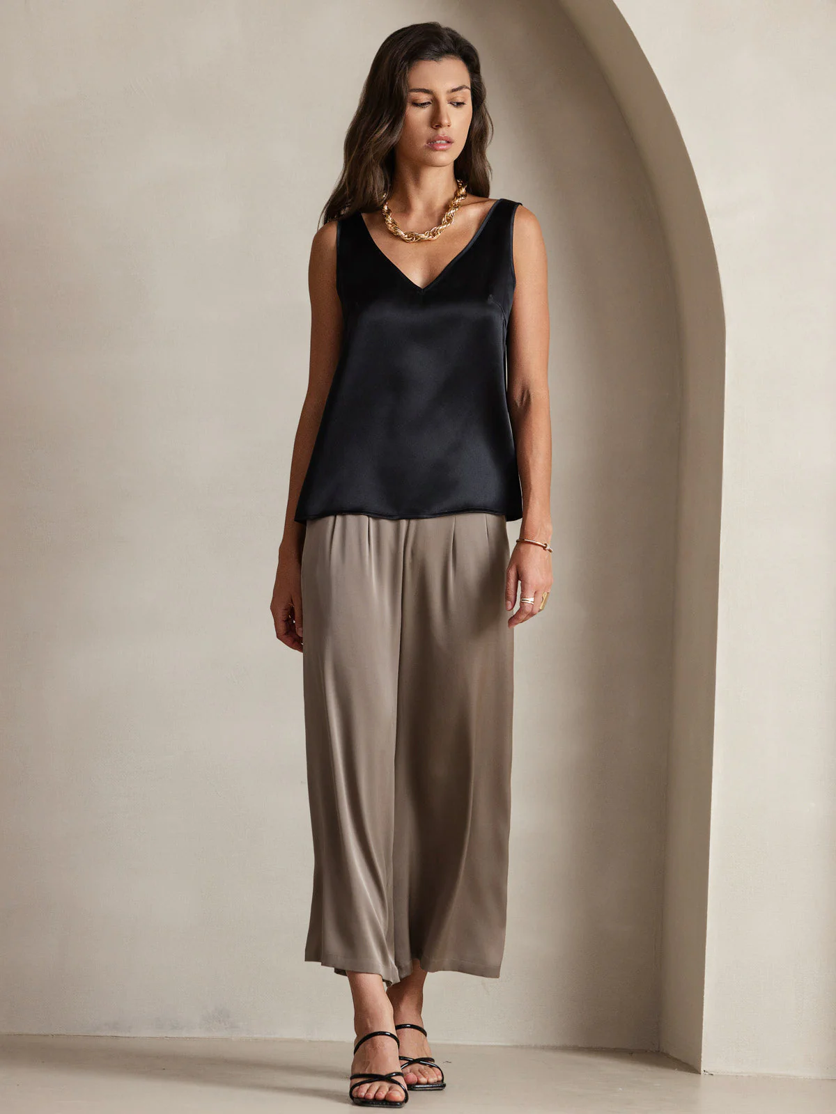 Clearance(Ships to UK Only) - Pure Silk Solid Color Wide Straps Camisole Top - Image 5