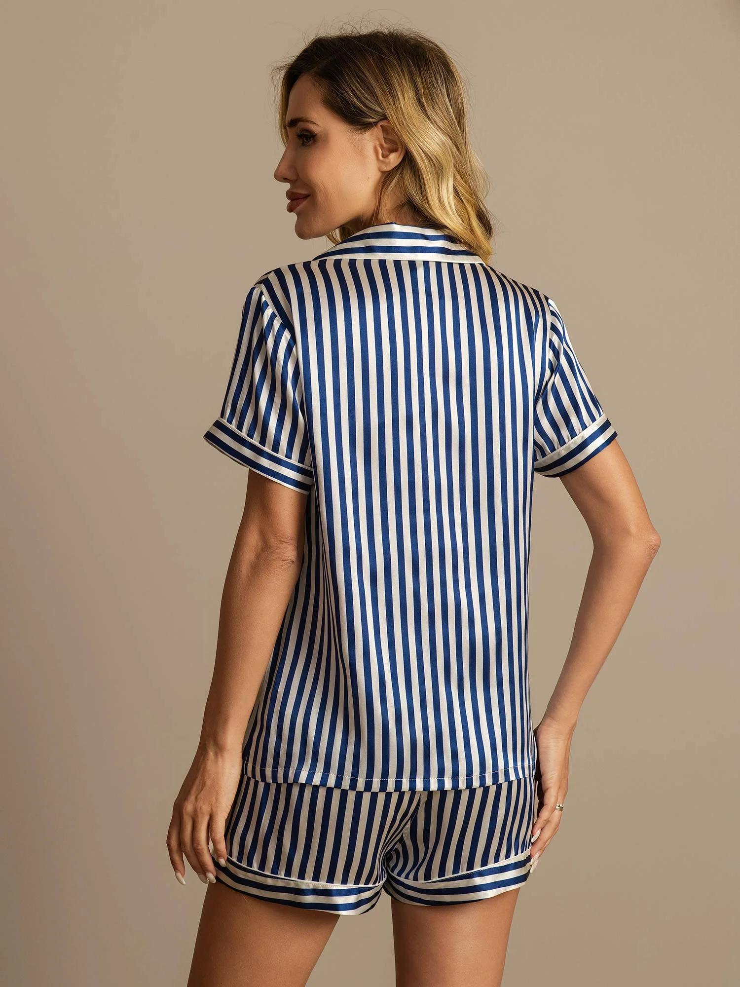 Women's Pure Silk Stripe Print Short Sleeve Notch Collar Pajamas Set With Shorts - Image 9
