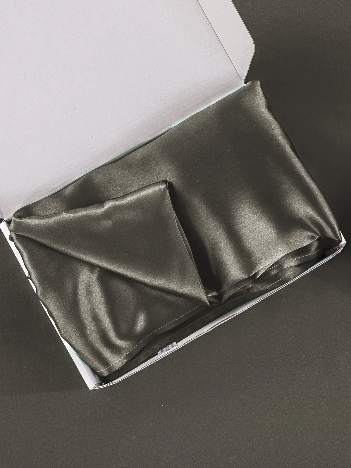 19Momme 100% Mulberry Silk Pillowcase - Envelope Closure - Image 22