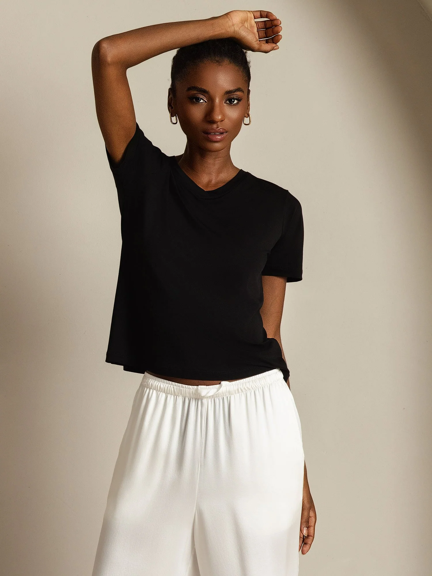 Pure Silk V Neck Short-Sleeve Snag-Resistant Women's T-Shirt - Image 14