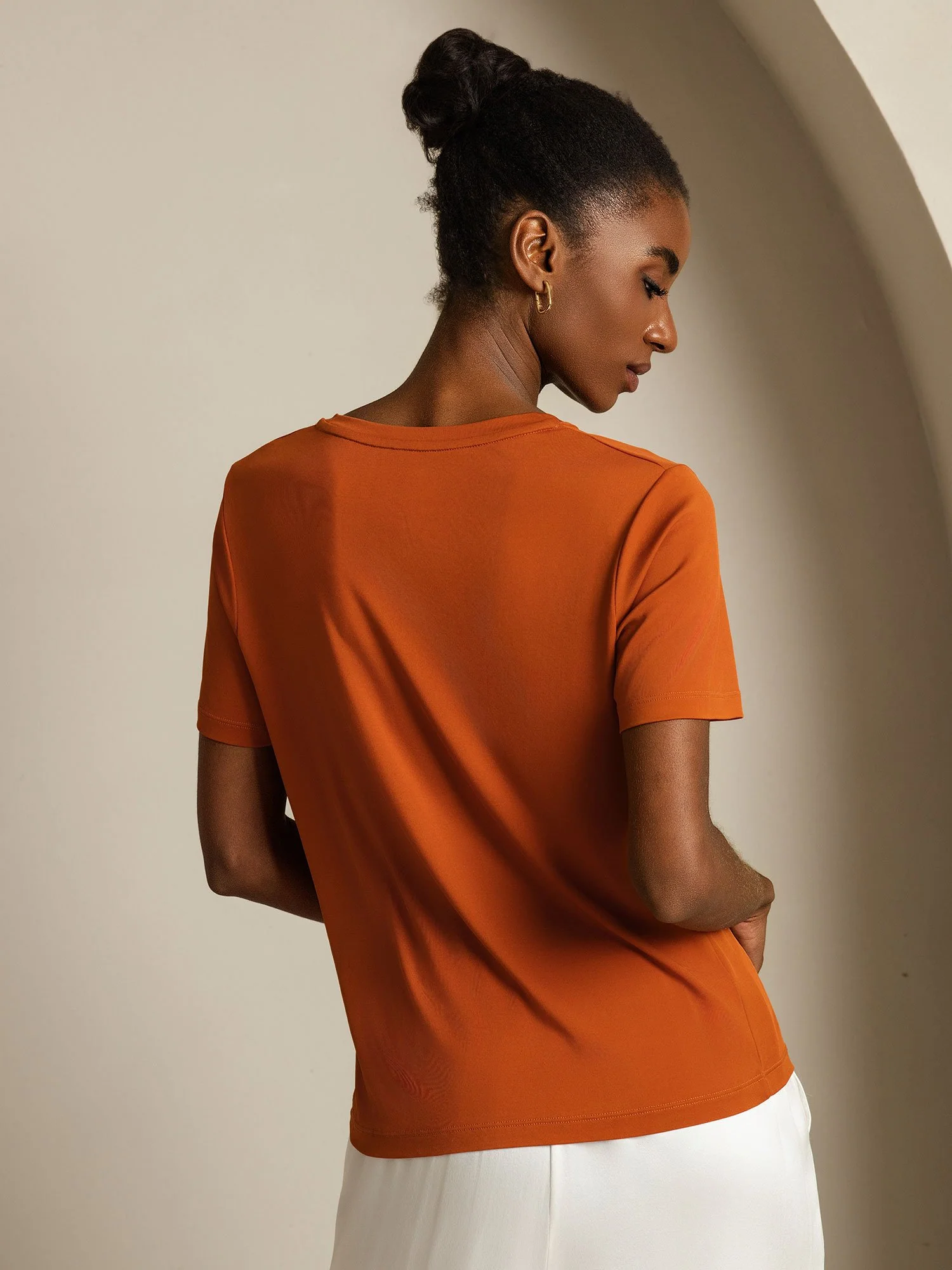 Pure Silk V Neck Short-Sleeve Snag-Resistant Women's T-Shirt - Image 2
