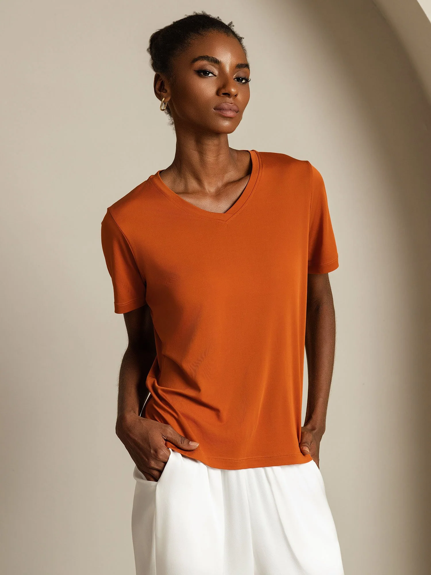 Pure Silk V Neck Short-Sleeve Snag-Resistant Women's T-Shirt - Image 6