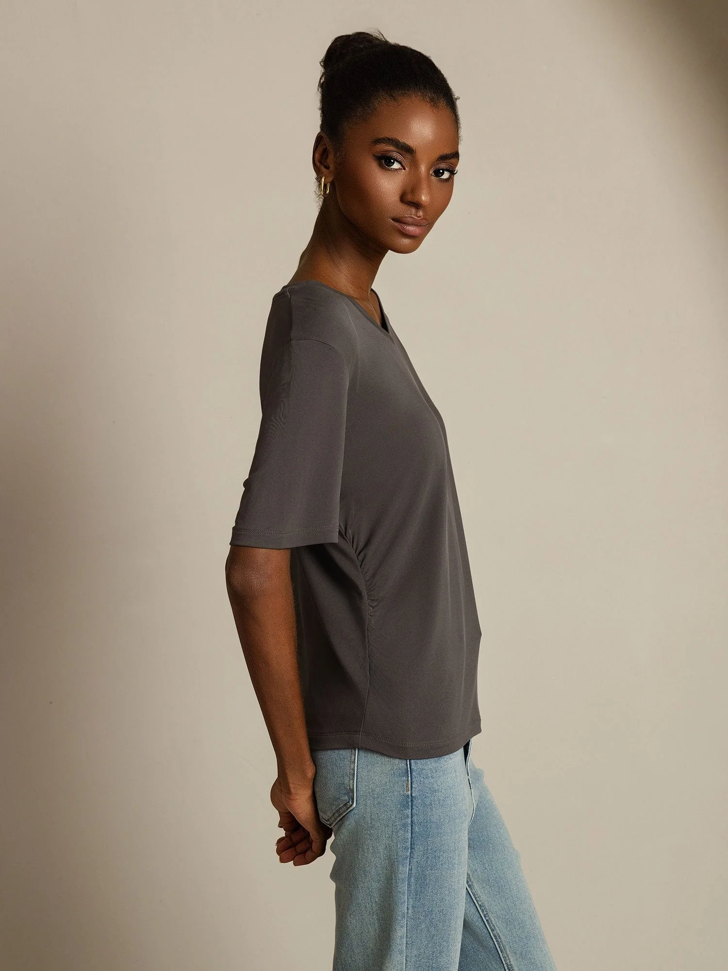 Pure Silk V-Neck Women's T-Shirt - Image 19
