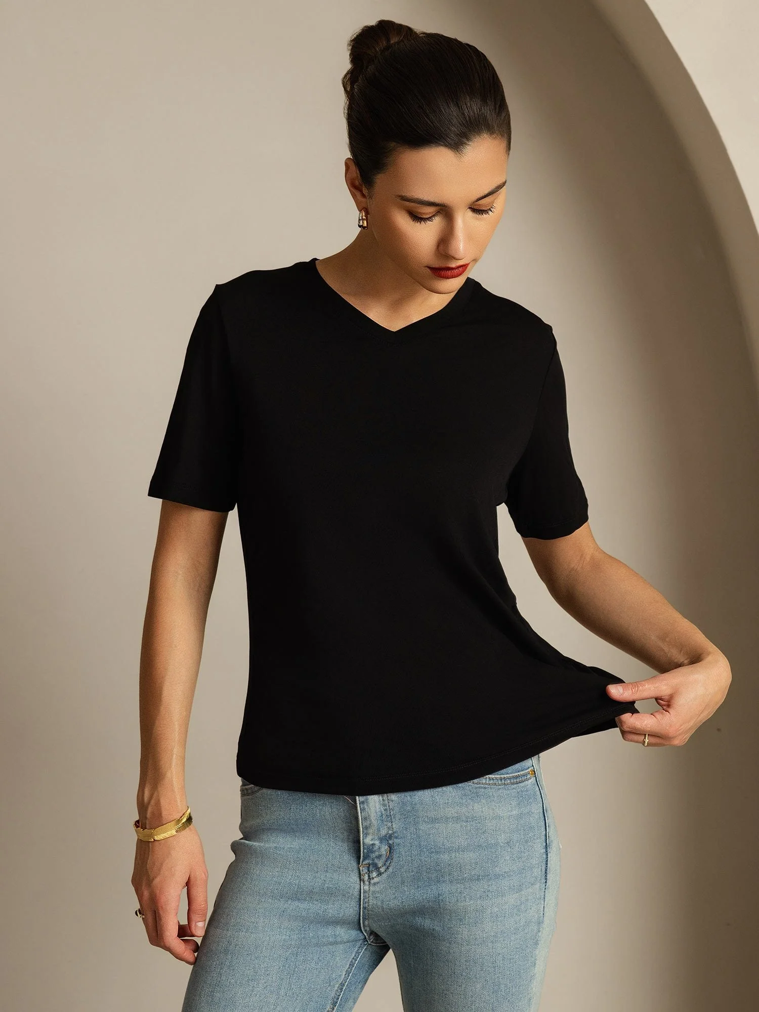 Pure Silk V-Neck Women's T-Shirt - Image 3