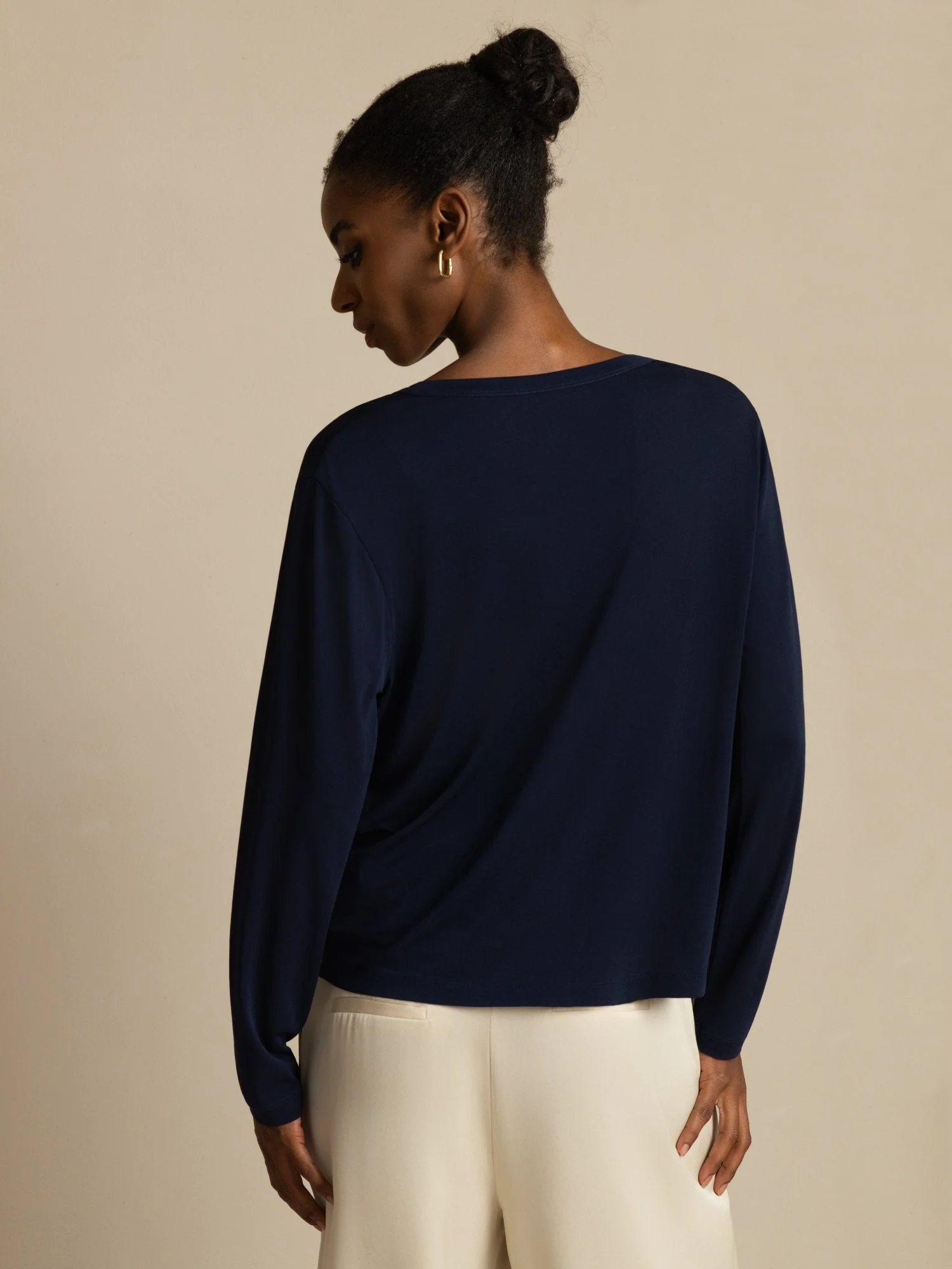 Pure Silk Women's V-Neck Long Sleeve Basic Cardigan - Image 17