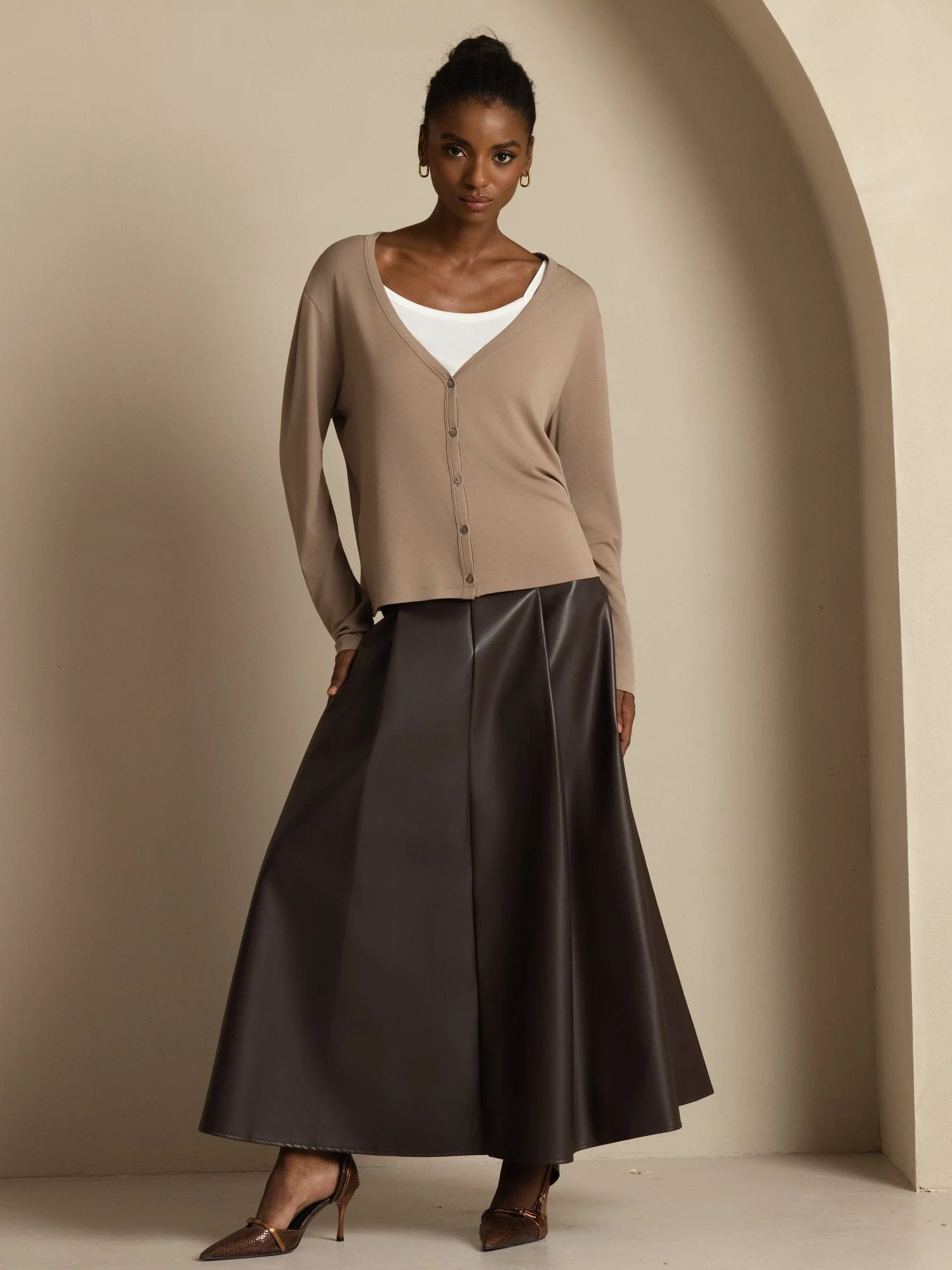 Pure Silk Women's V-Neck Long Sleeve Basic Cardigan - Image 6
