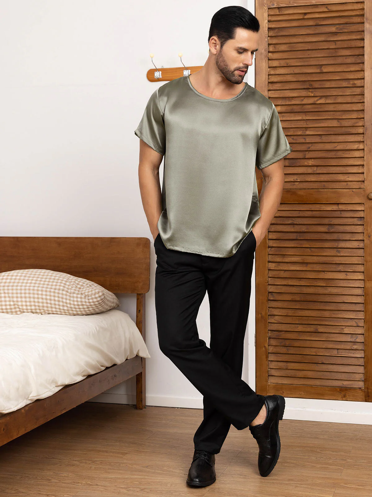 Clearance(Ships to UK Only) - Pure Silk Short-Sleeved Round Neck Mens Tee - Image 10