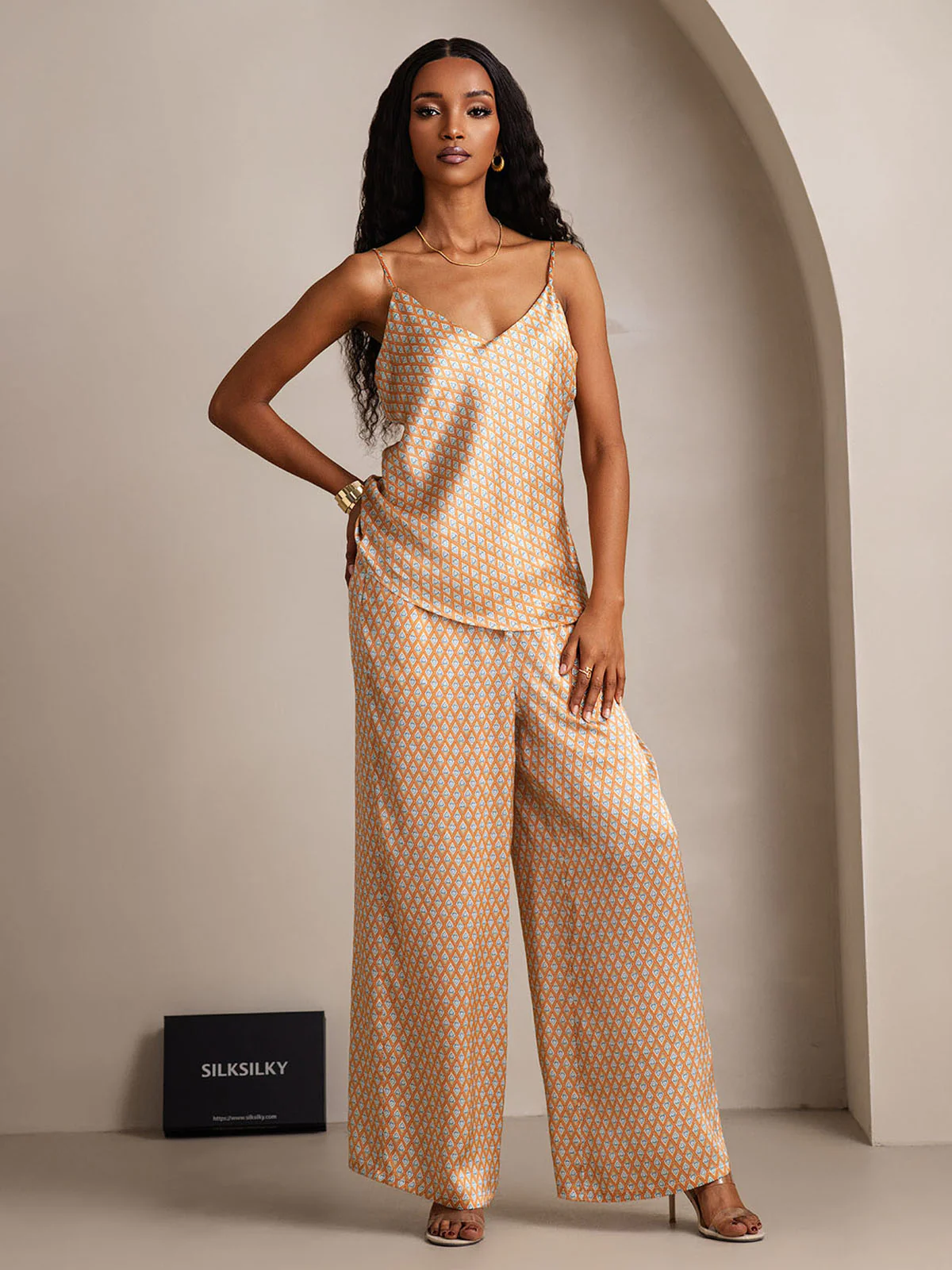 Clearance(Ships to UK Only) - Women's Pure Silk Geometric Print Spaghetti Strap V Neck Cami & Wide Leg Pants Set - Image 5