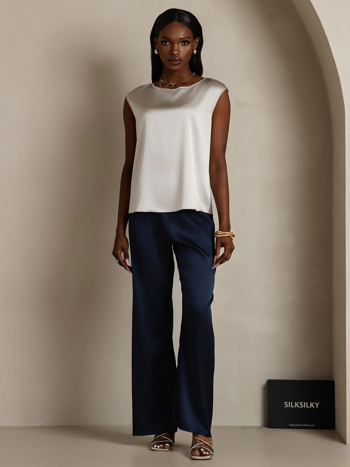 19Momme Women's Silk Cap Sleeve Round Neck Top - Image 20