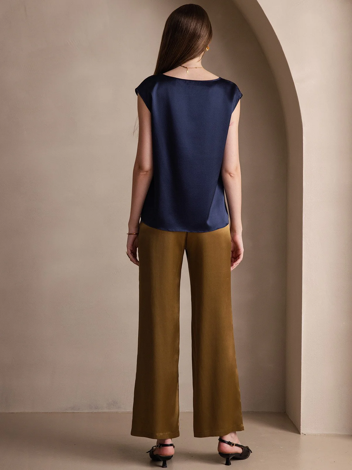 19Momme Women's Silk Cap Sleeve Round Neck Top - Image 28