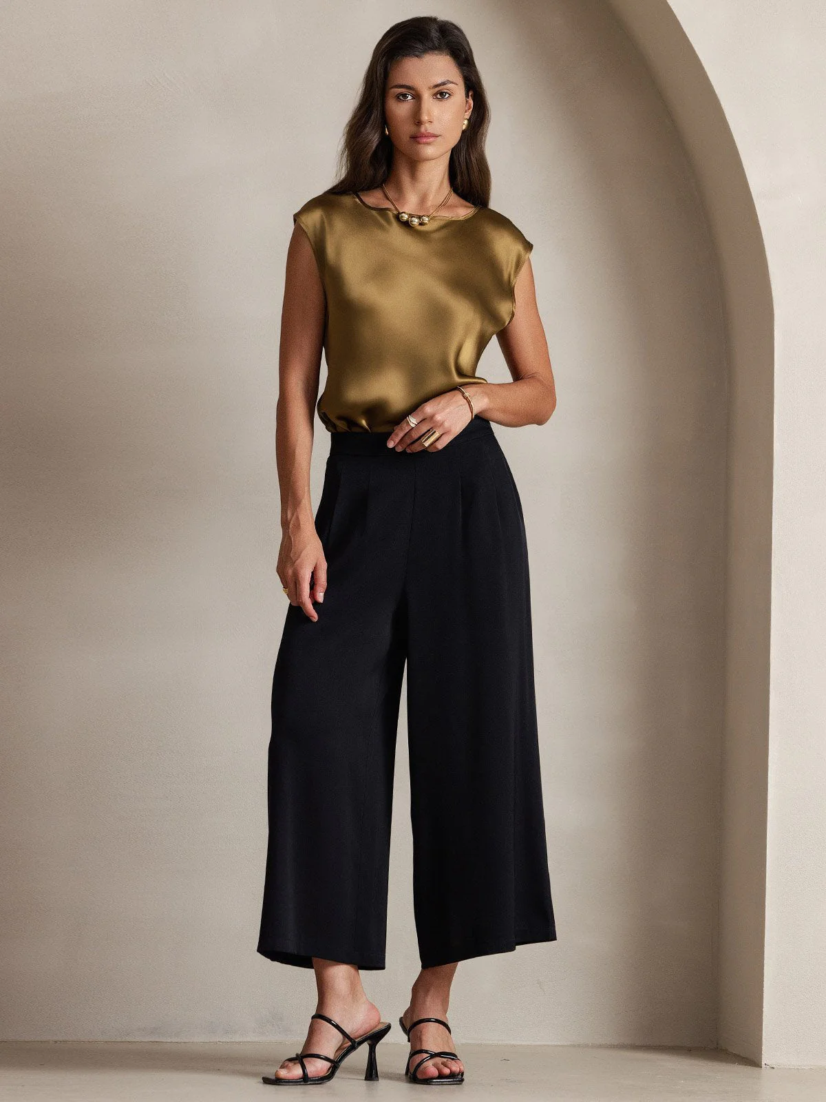 19Momme Women's Silk Cap Sleeve Round Neck Top - Image 37