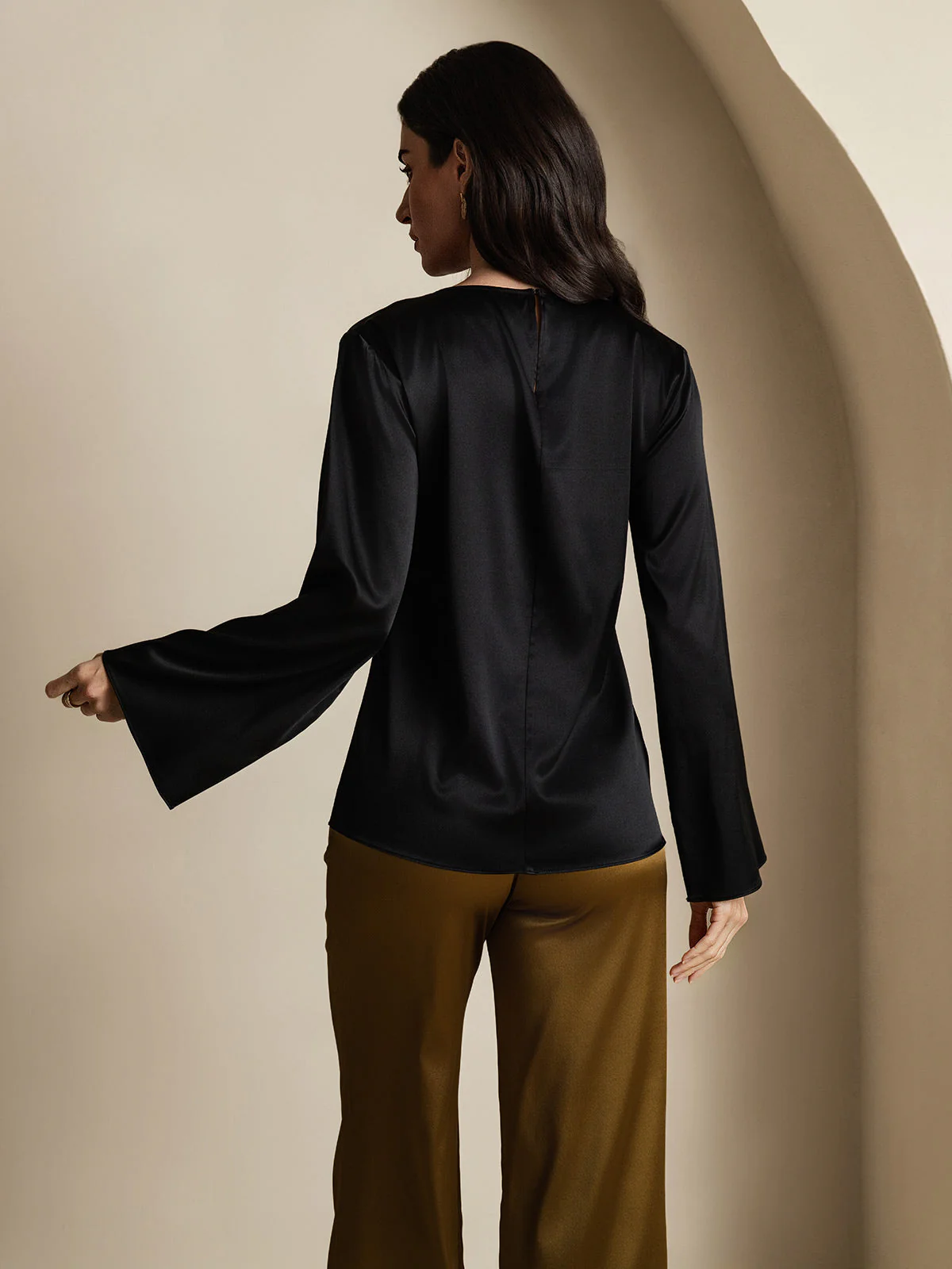 19Momme Silk Bell Sleeve Boat Neck Women's Top - Image 17