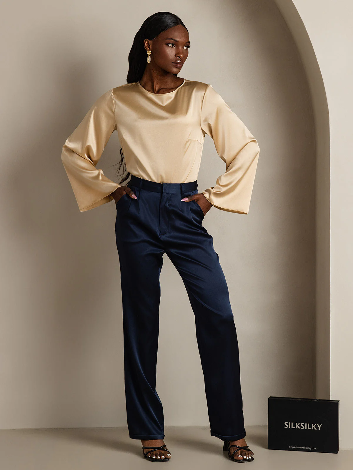 19Momme Silk Bell Sleeve Boat Neck Women's Top - Image 44