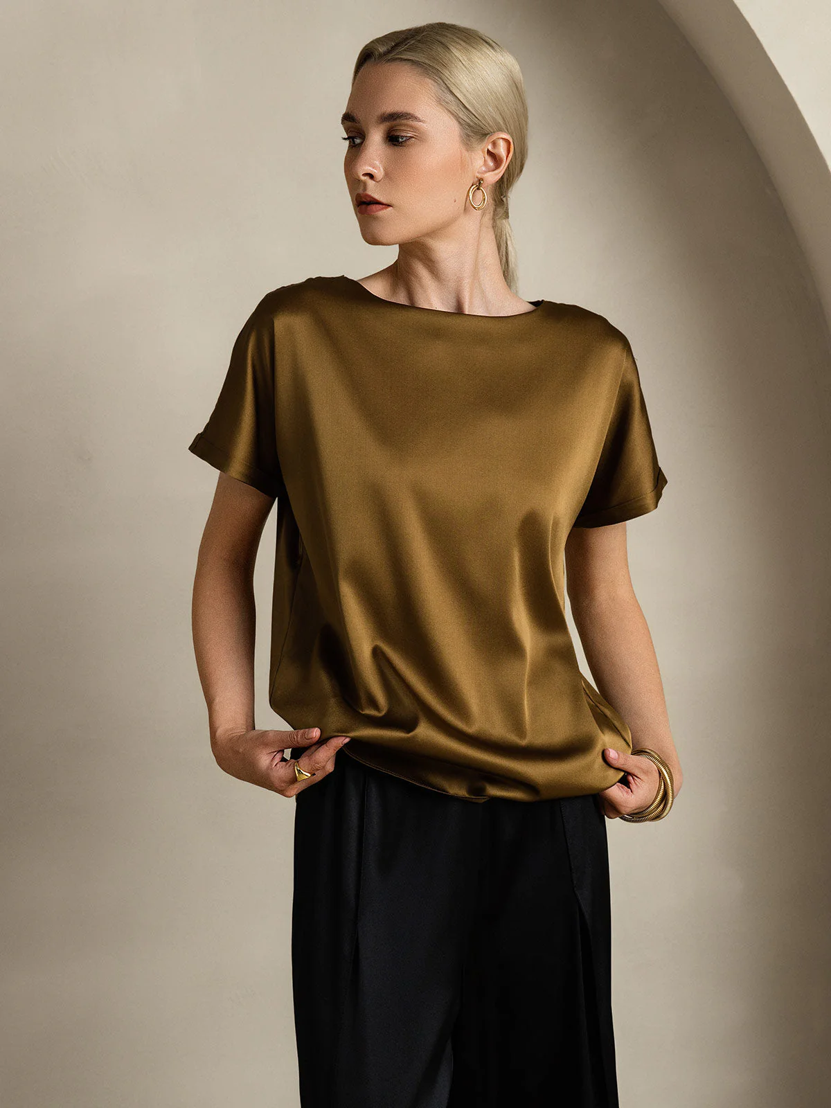 19Momme Silk Short Sleeve Boat Neck Women's T-Shirt - Image 18